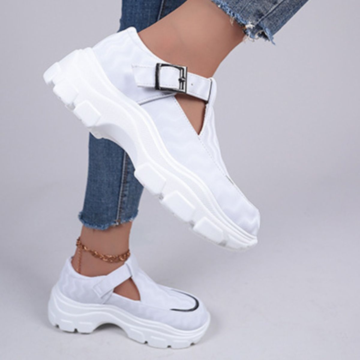 Round Toe Platform Loafers