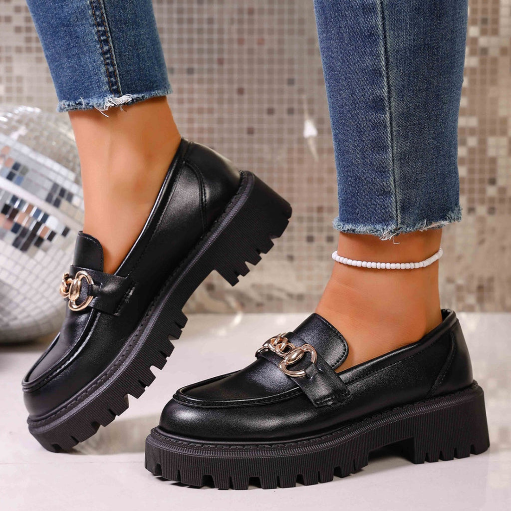 Chain Decor Round Toe Loafers