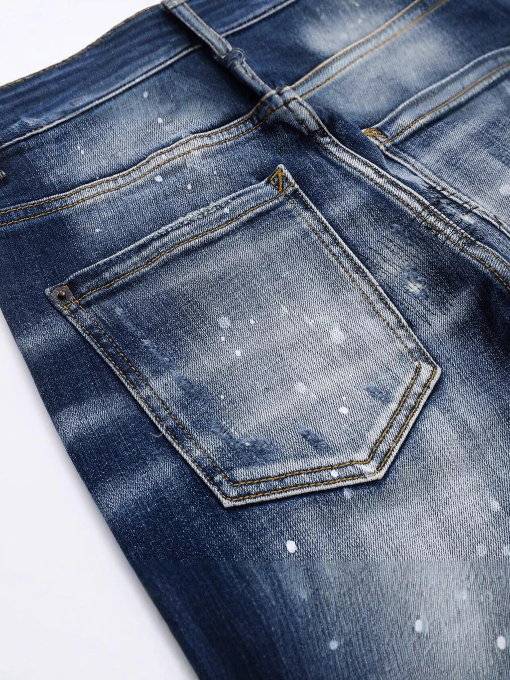Men's Distressed Paint Splatter Slim Fit Jeans