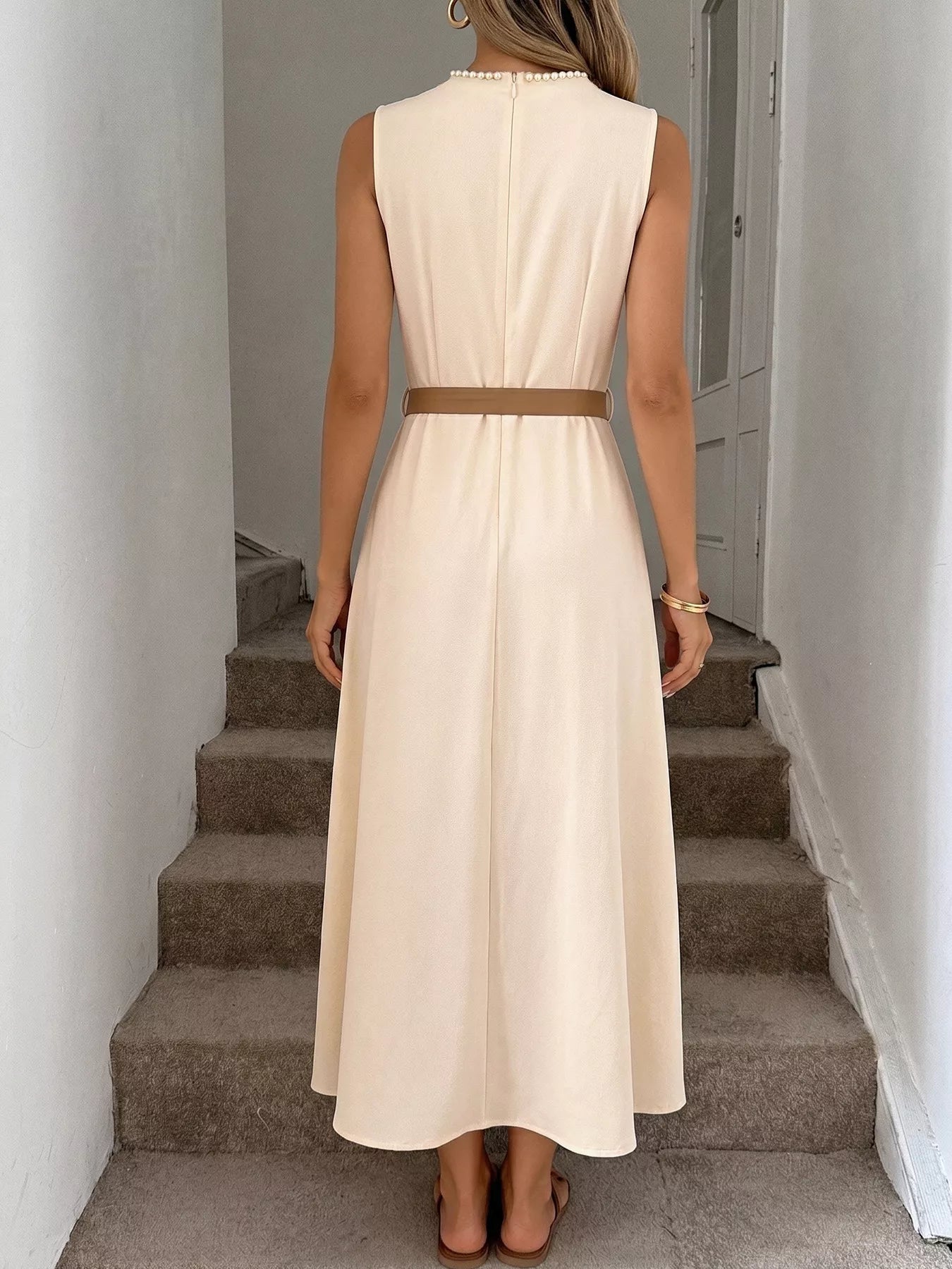 Sleeveless A-Line Midi Dre