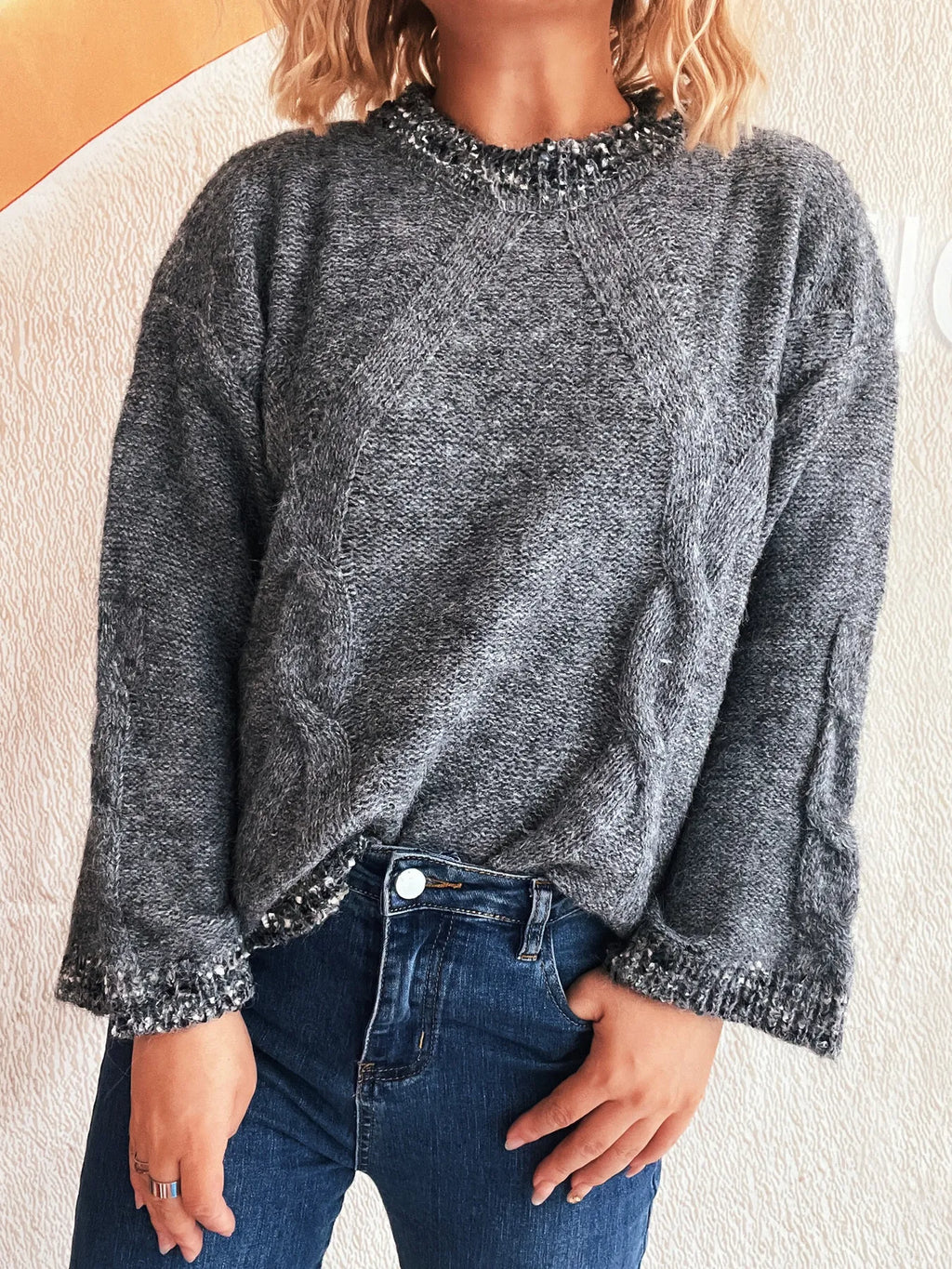 Contrast Trim Detail Round Neck Sweater