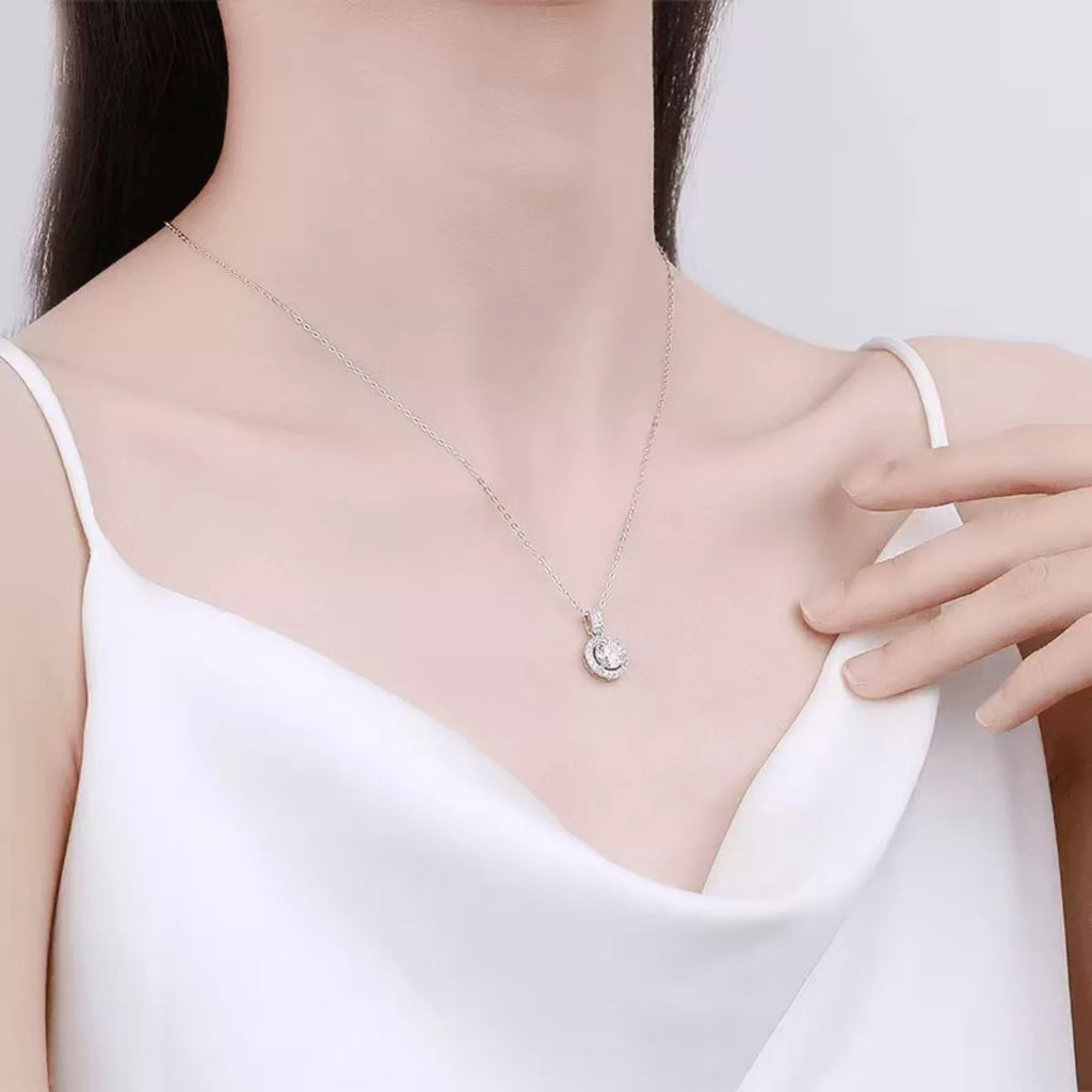 1 Carat Moissanite 925 Sterling Silver Pendant Necklace