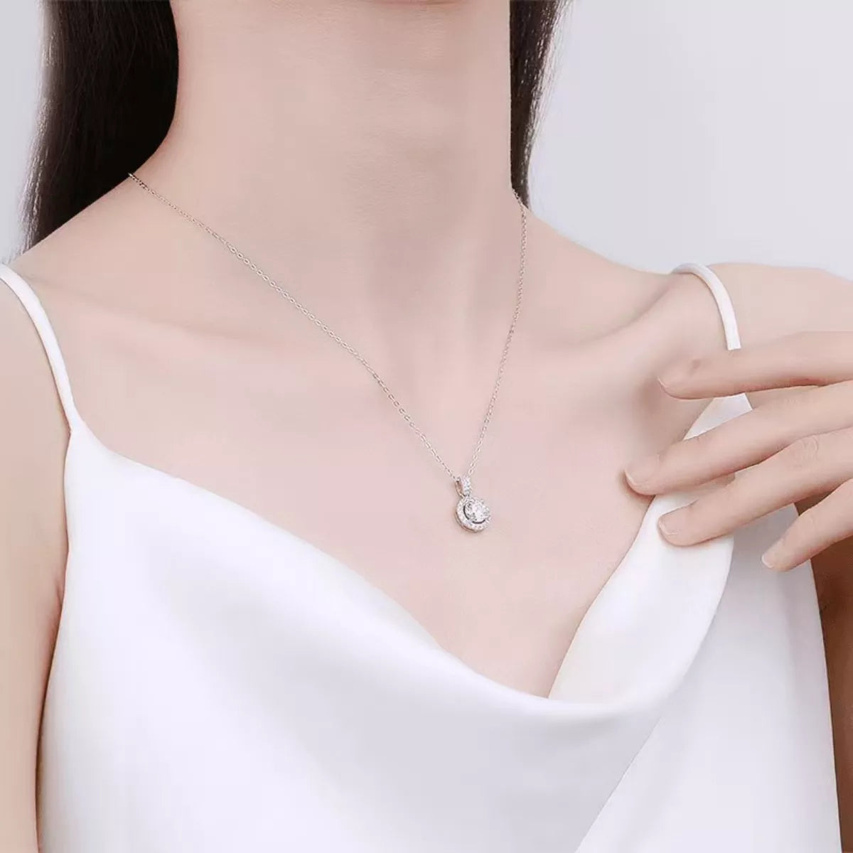 1 Carat Moissanite 925 Sterling Silver Pendant Necklace