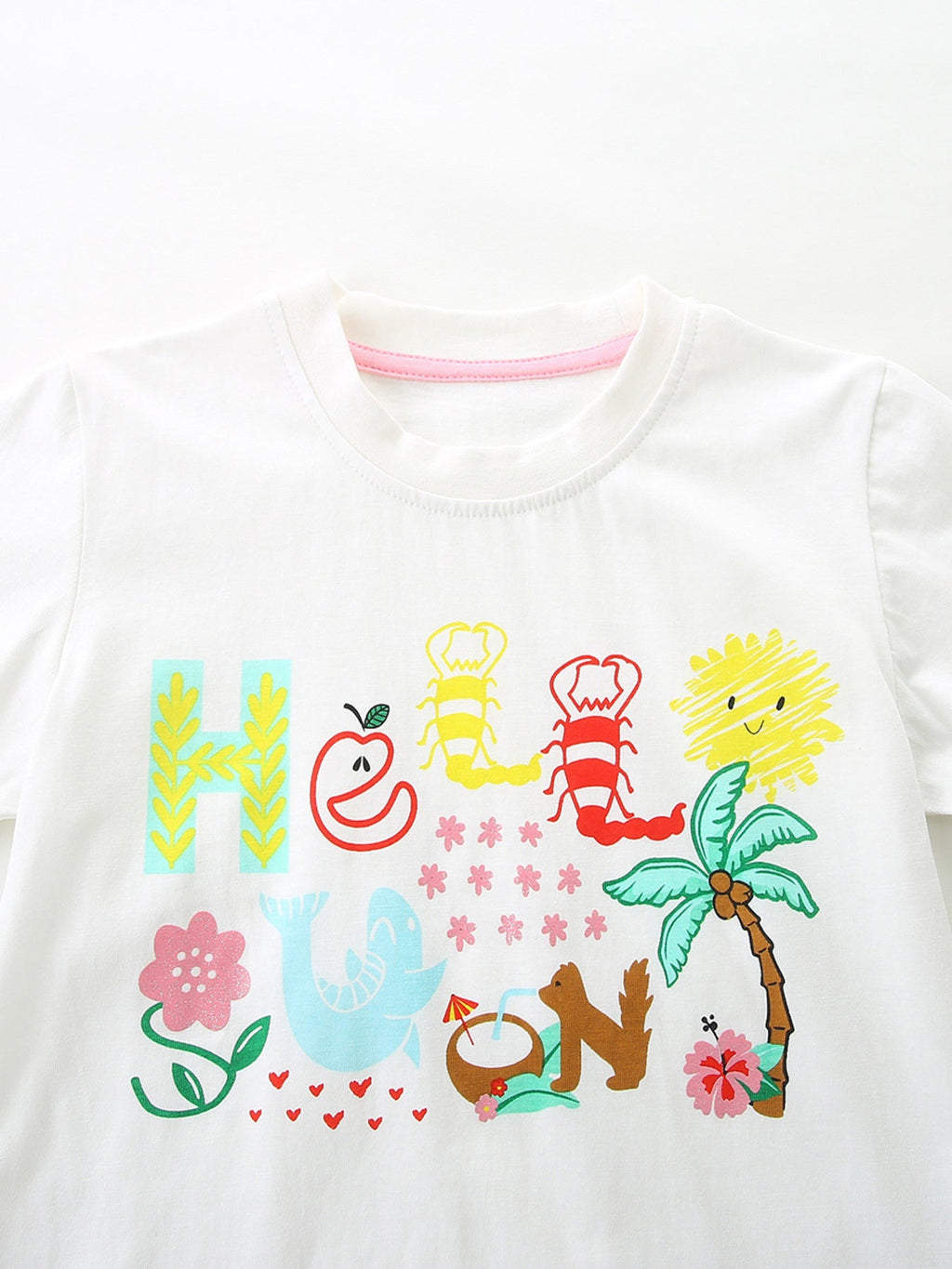 Children's Cartoon Graphic Ruffle Trim Tee & Plaid Shorts Set