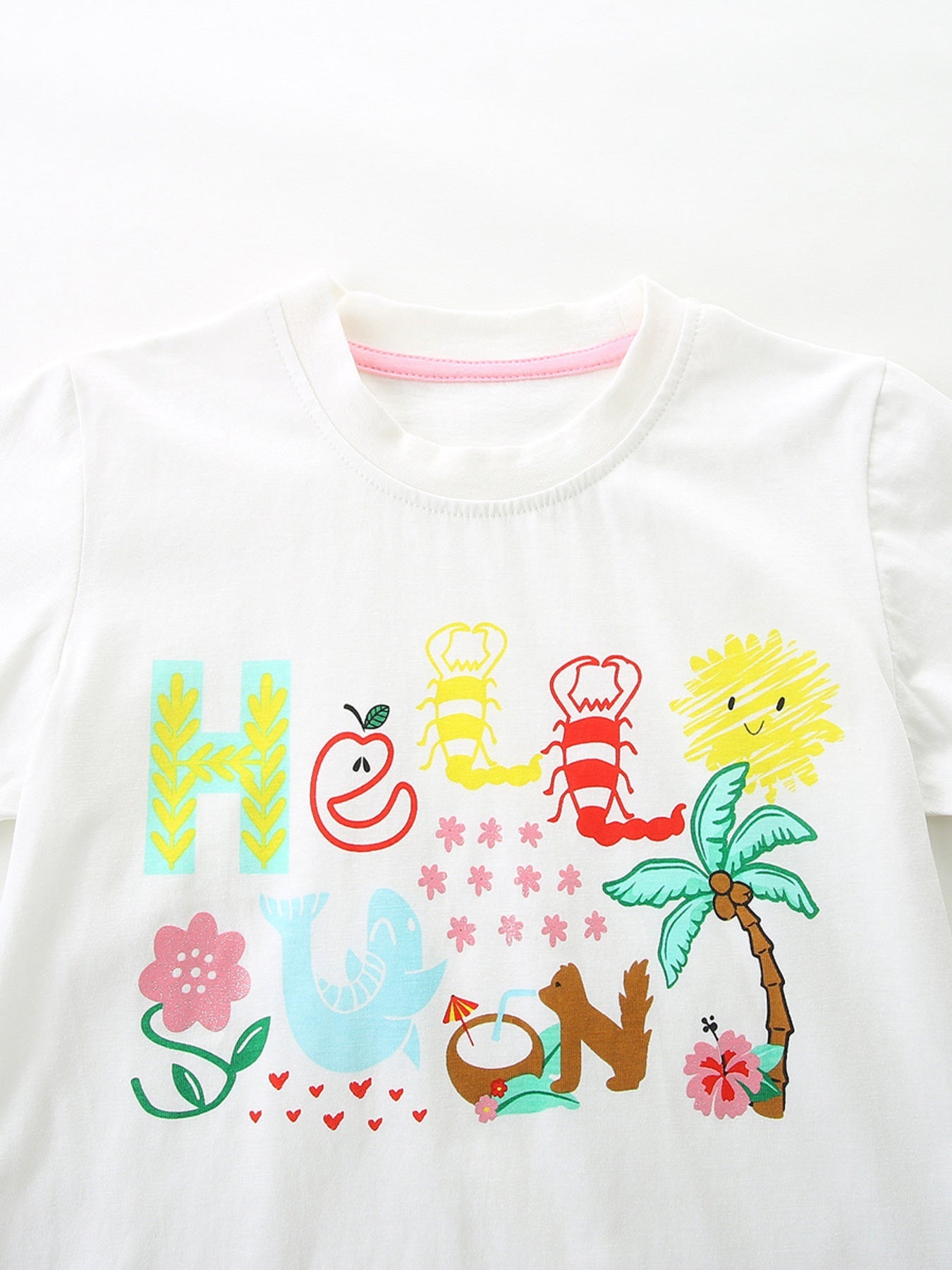 Children's Cartoon Graphic Ruffle Trim Tee & Plaid Shorts Set