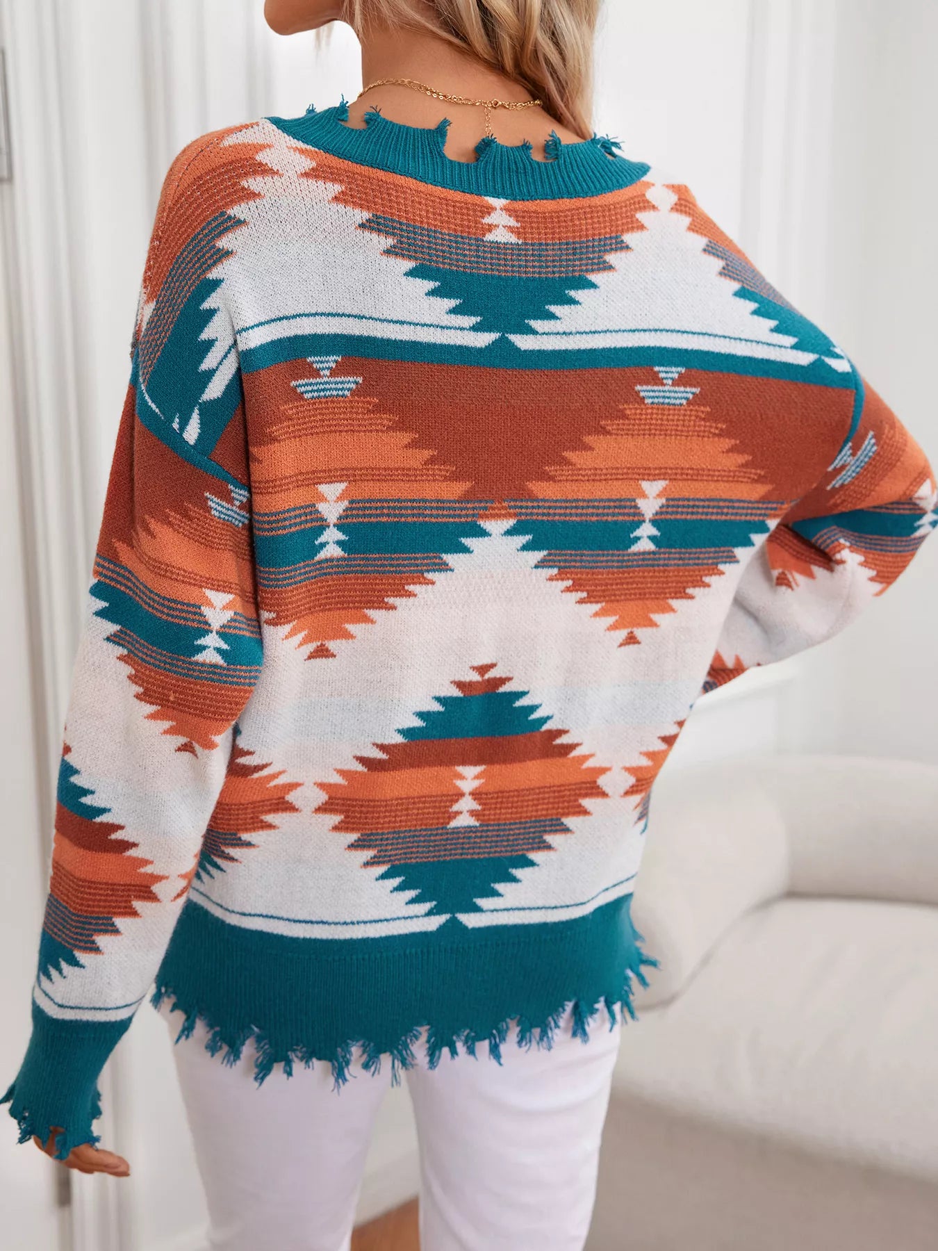 Geometric Frayed Hem V-Neck Long Sleeve Sweater
