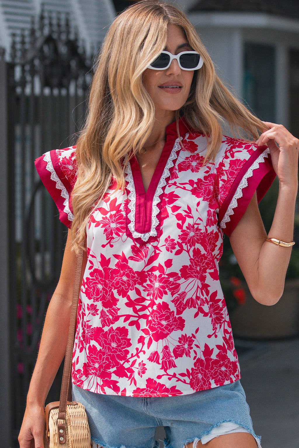 Floral Colorblock Lace V-Neck Flutter Sleeve Blouse
