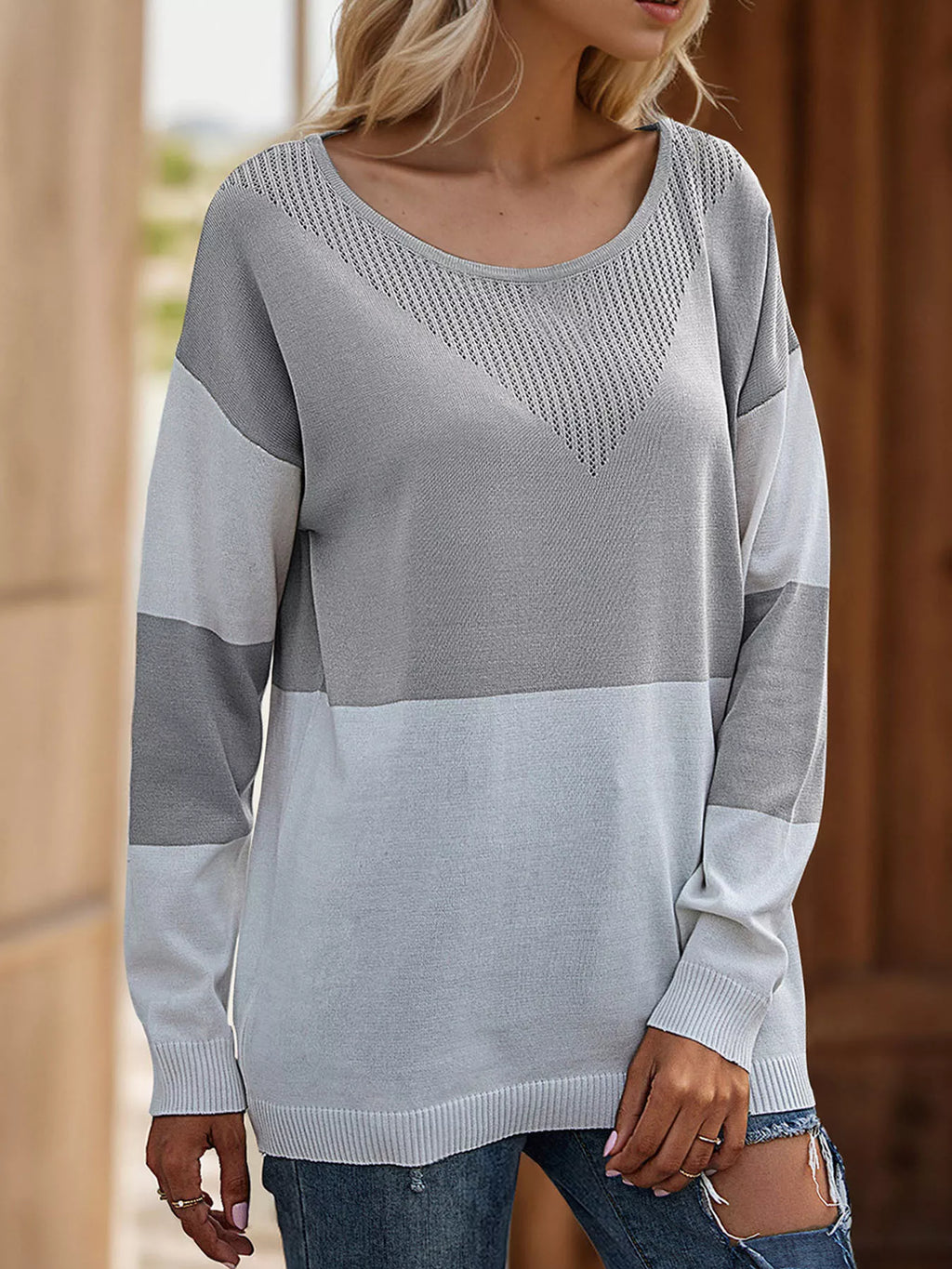 Color Block V-Neck Knit Top