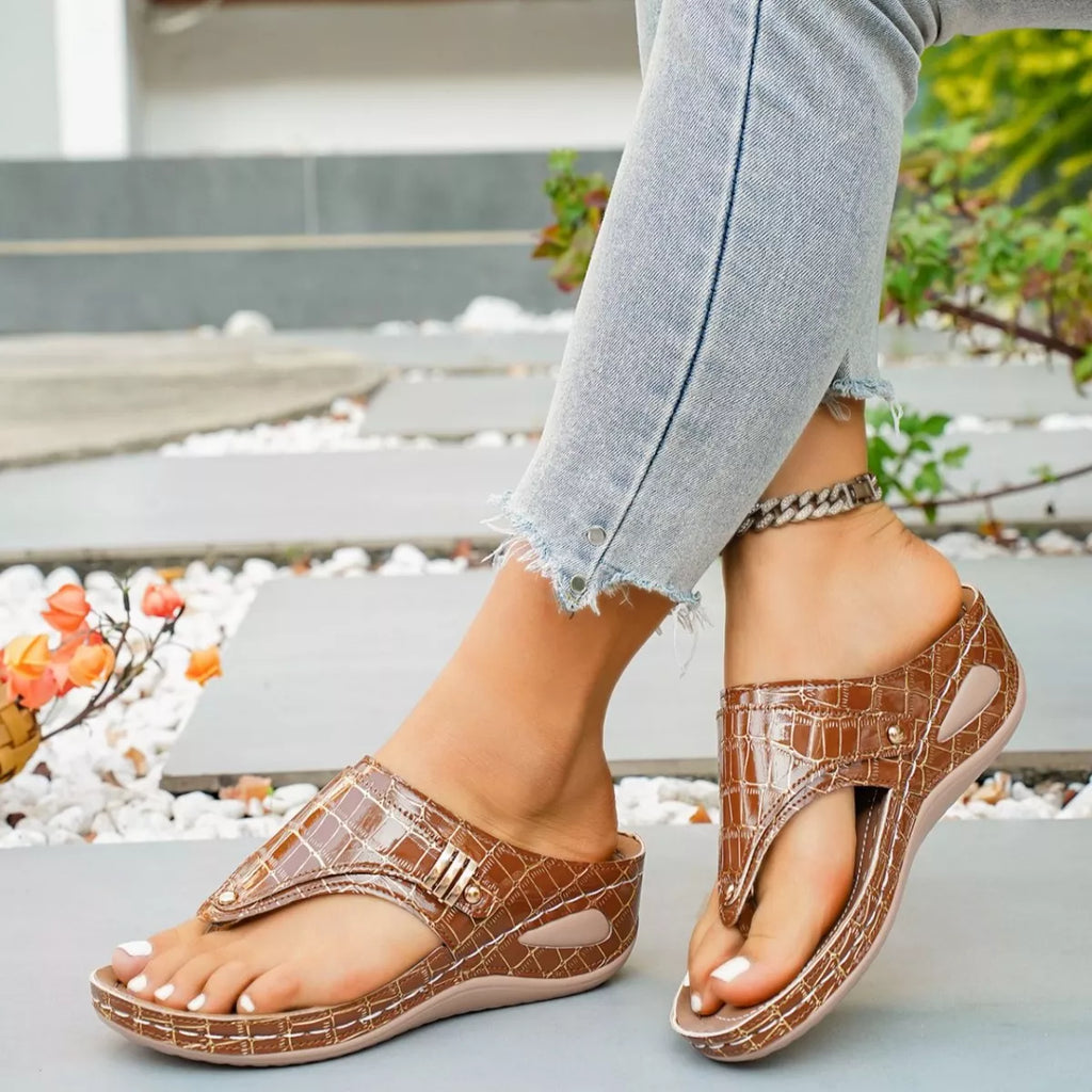 Toe Post Wedge Sandals