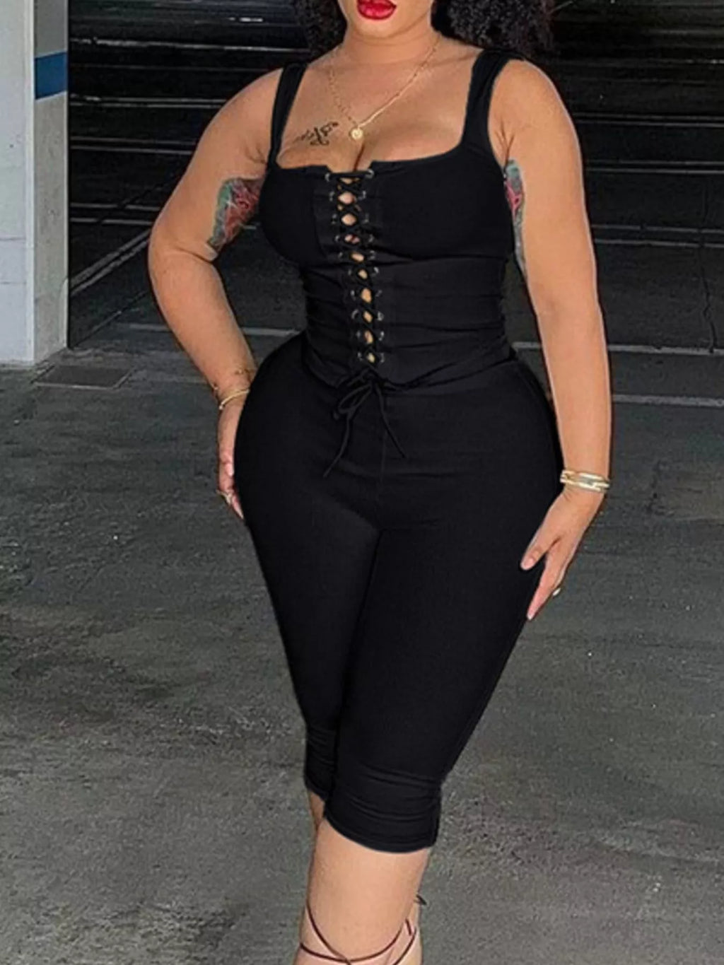 Lace-Up Tank and Capris Set