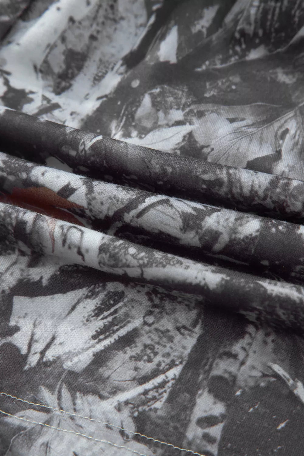 Abstract Maple Leaf Printed Tie Elastic Waist Shorts