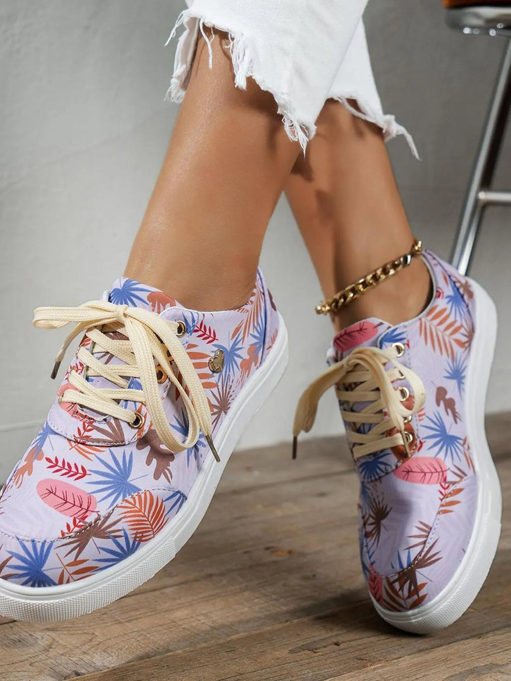 Tropical Leaf Print Canvas Sneakers