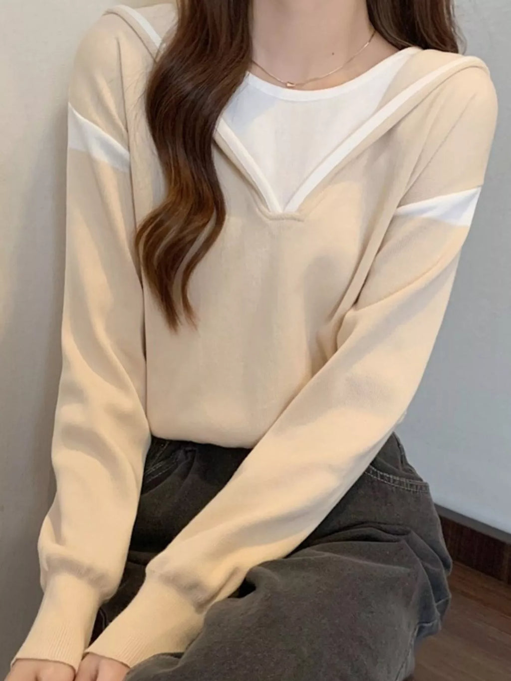 Contrast Trim Hooded Sweater