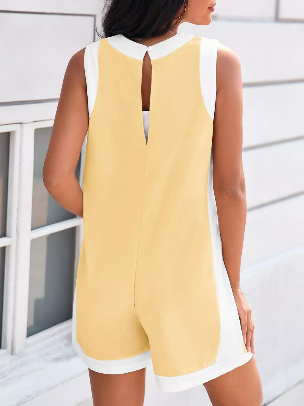 Contrast Trim Sleeveless Romper