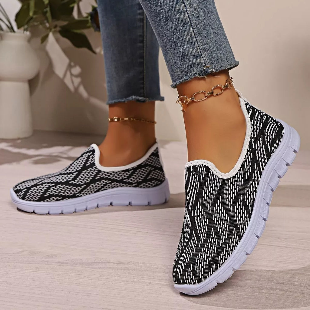 Breathable Mesh Round Toe Slip-Ons