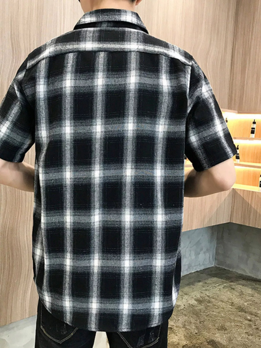 Men's Plus Size Plaid Button-Down Short Sleeve Shirt