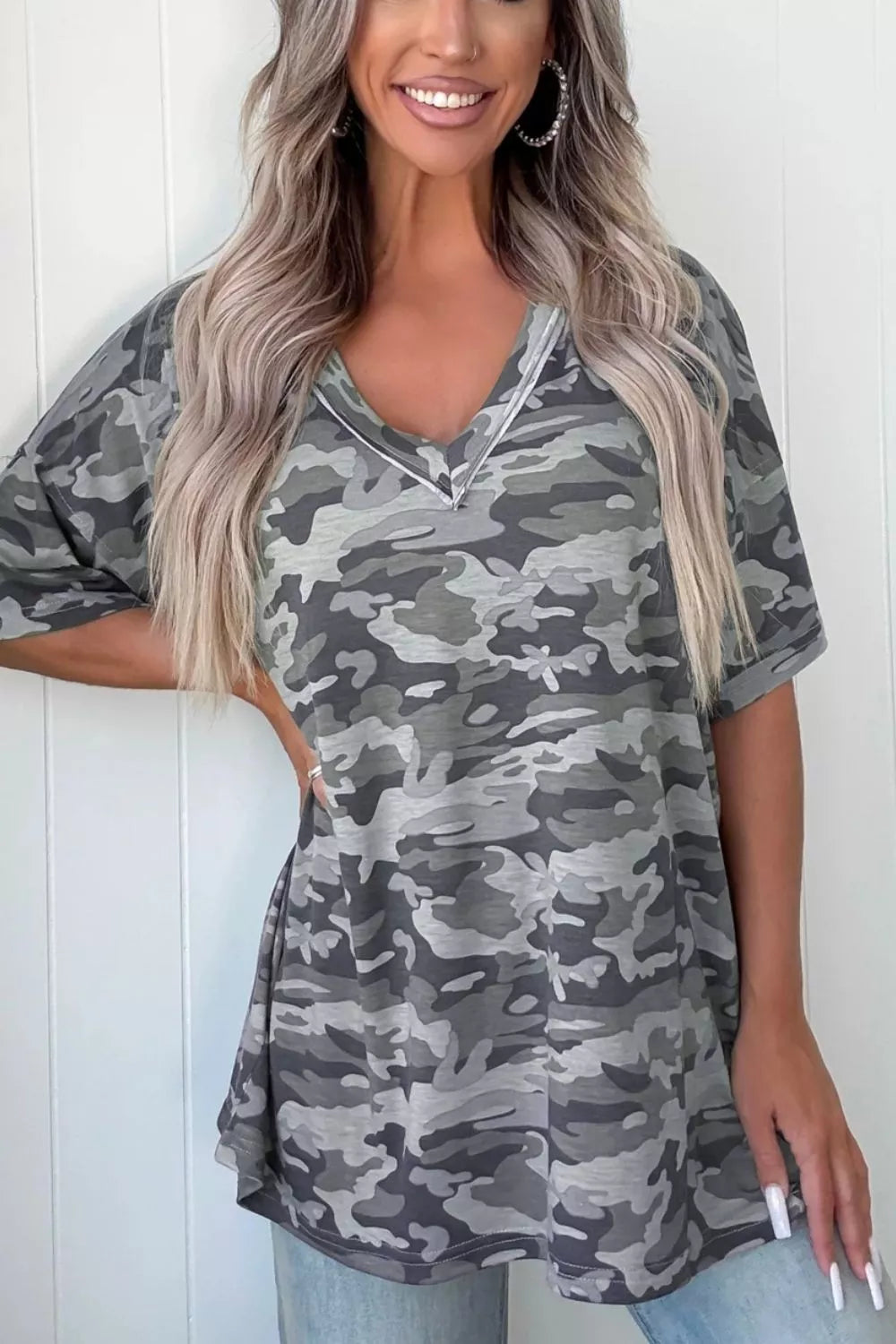 Camouflage Print Raw Edge V Neck Tee
