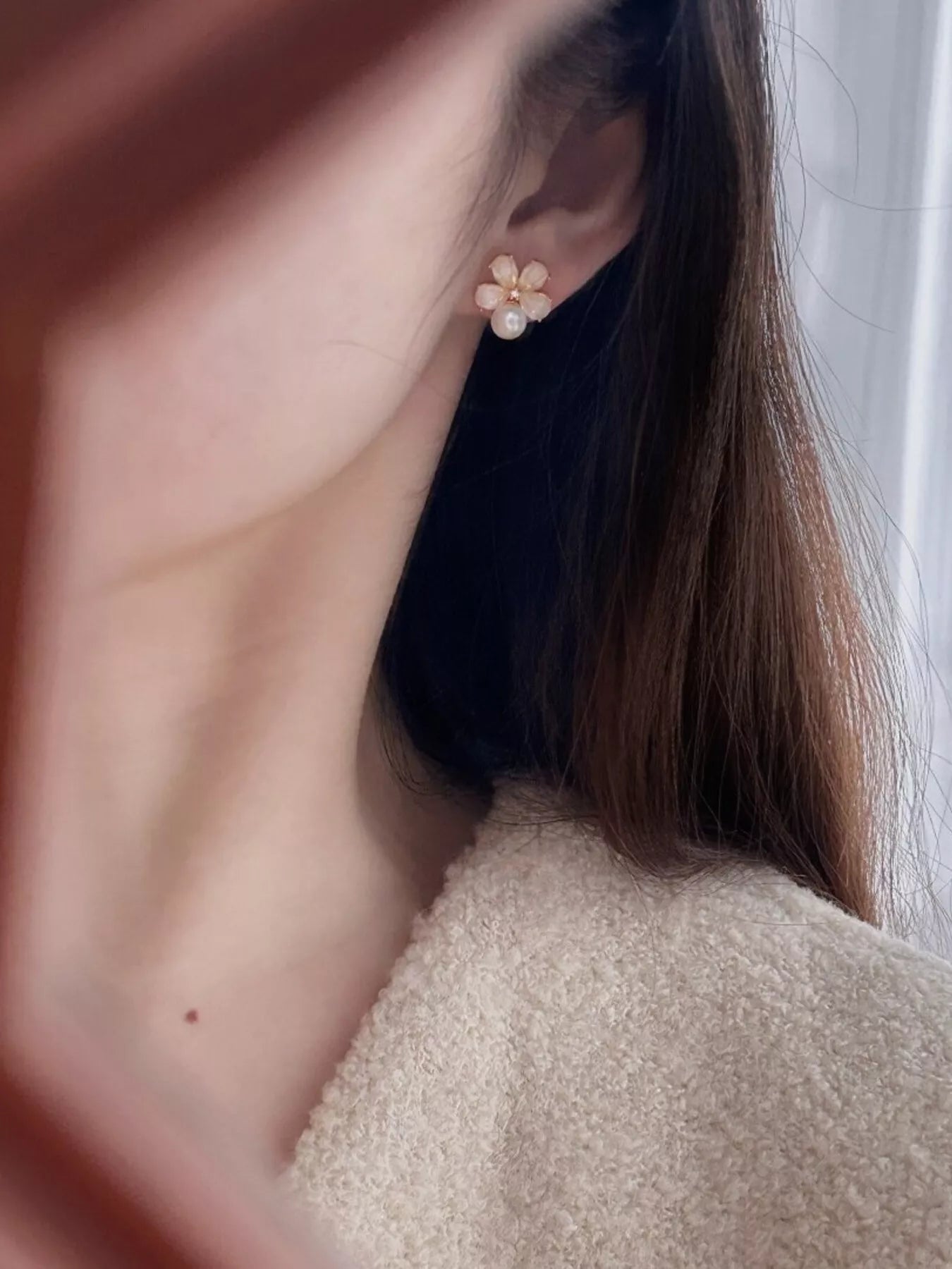 Floral Pearl Stud Earrings