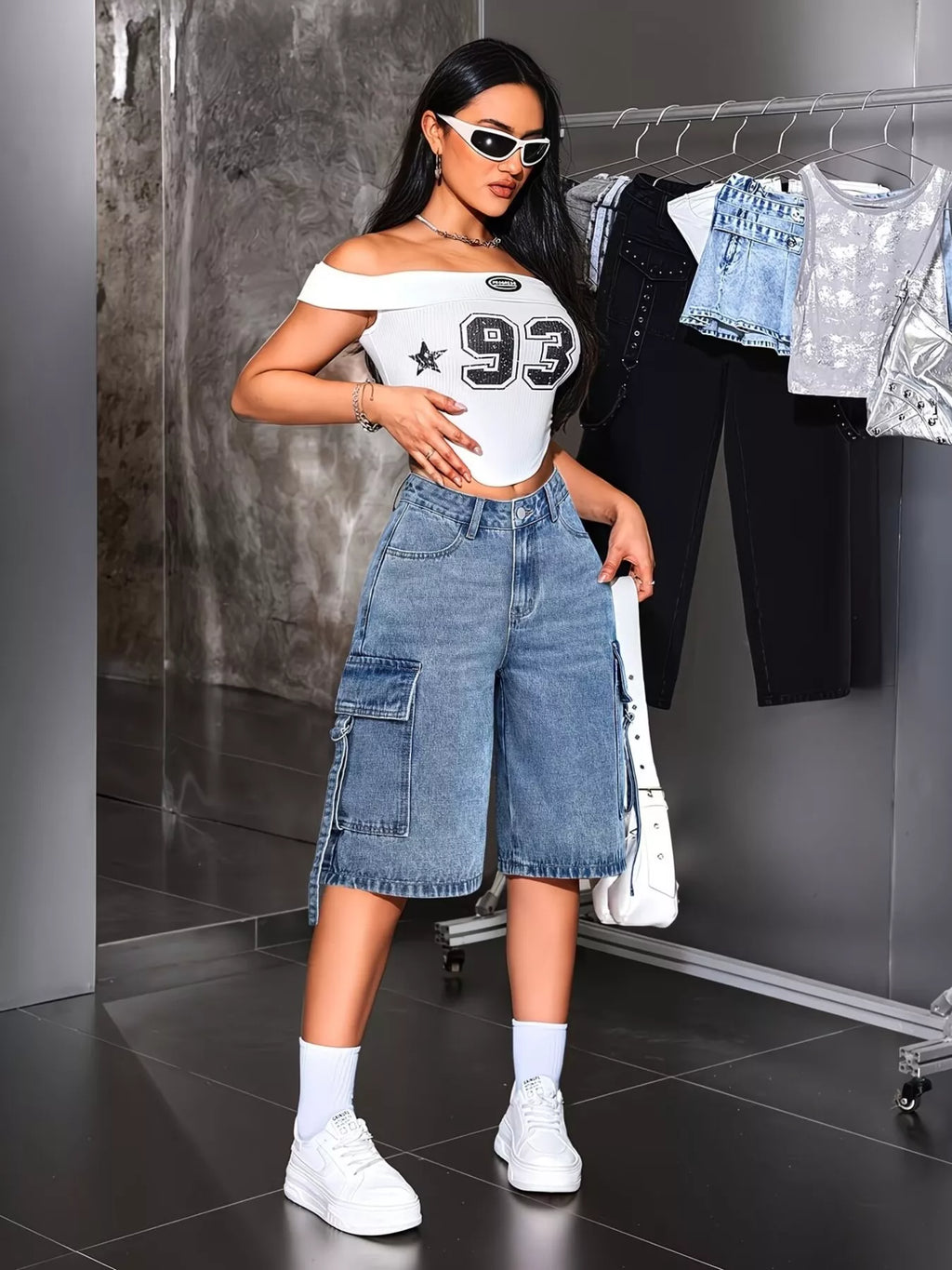 Loose Fit Cargo Denim Capris