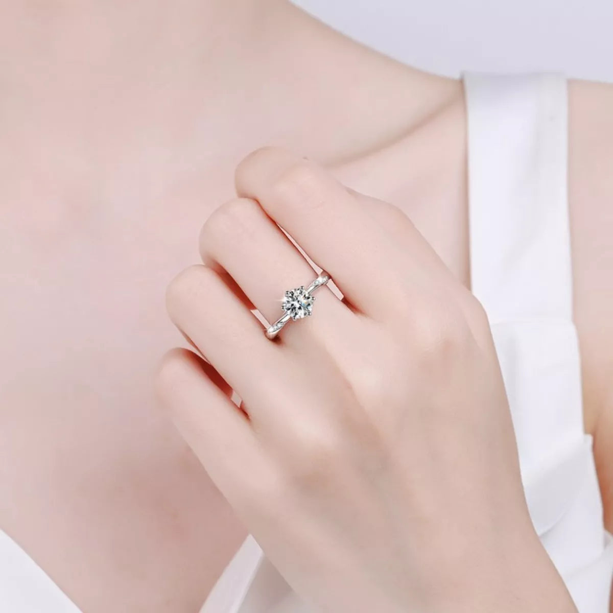 1 Carat Moissanite 925 Sterling Silver Ring