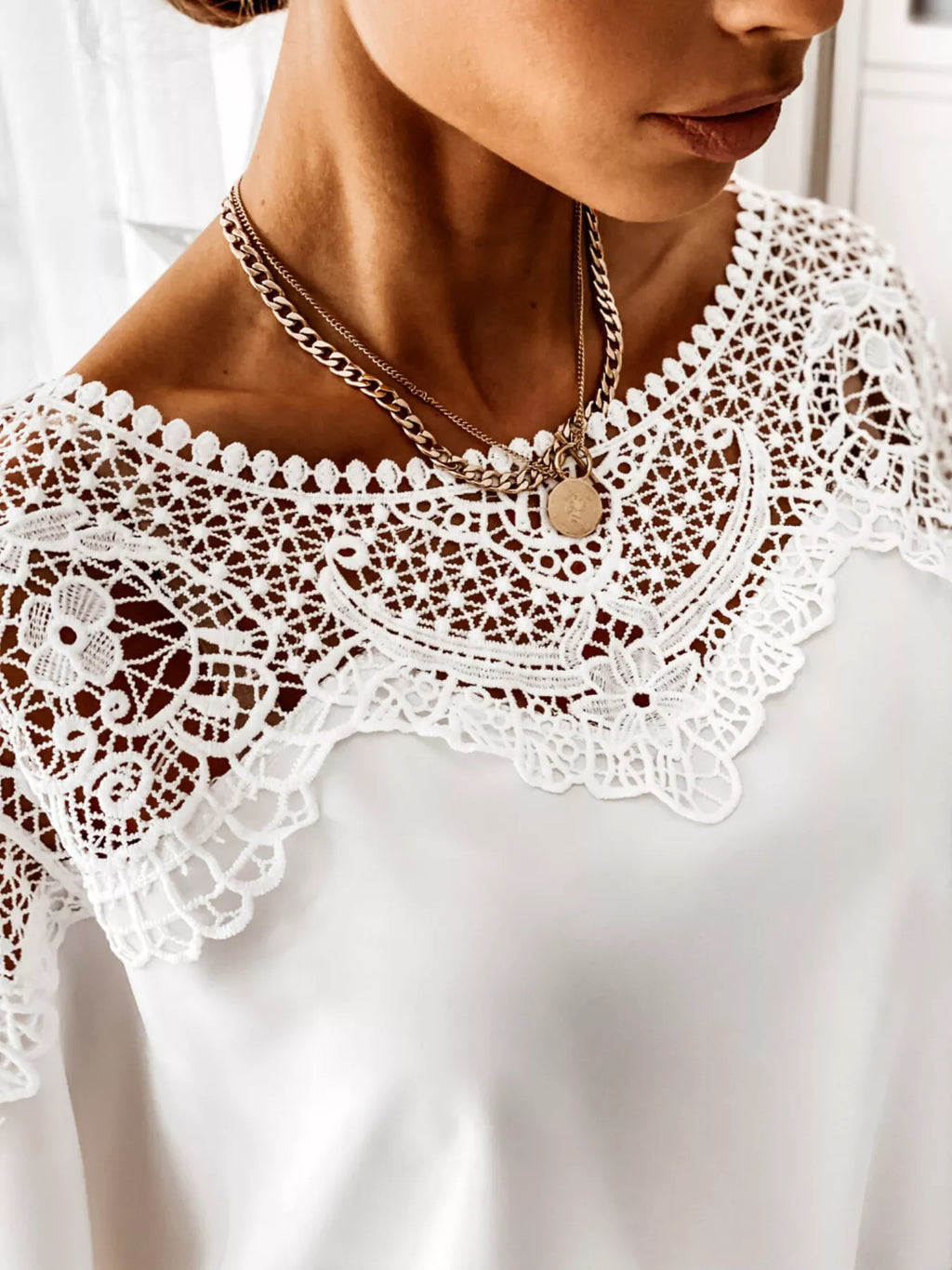 Lace Trim Long Sleeve Blouse