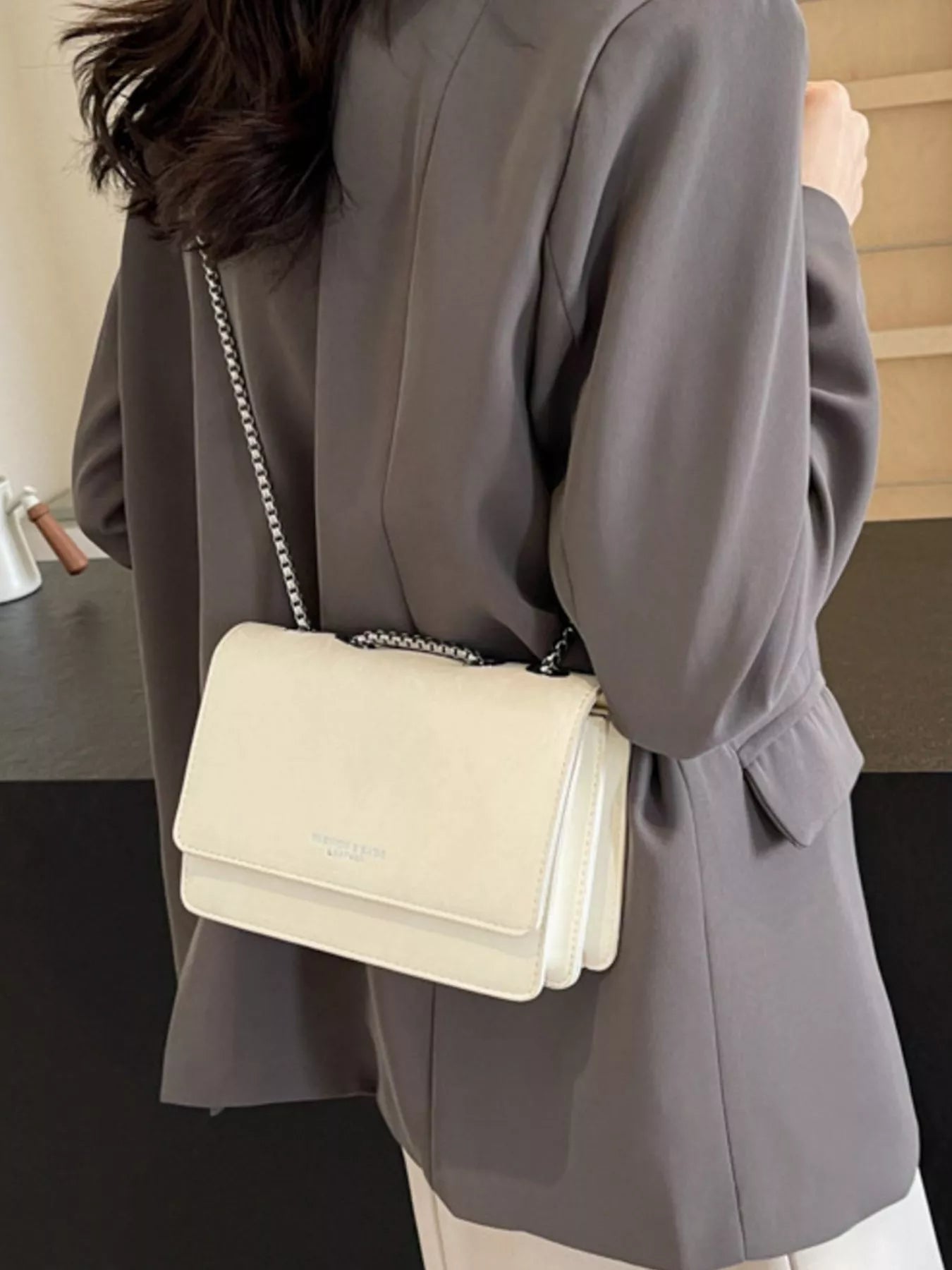 Texture Chain Shoulder Bag