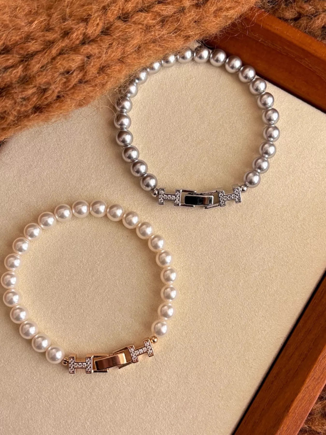 Pearl Double H Buckle Bracelet