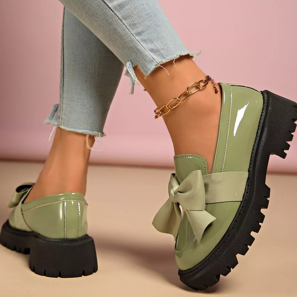 Bow Decor Round Toe Loafers
