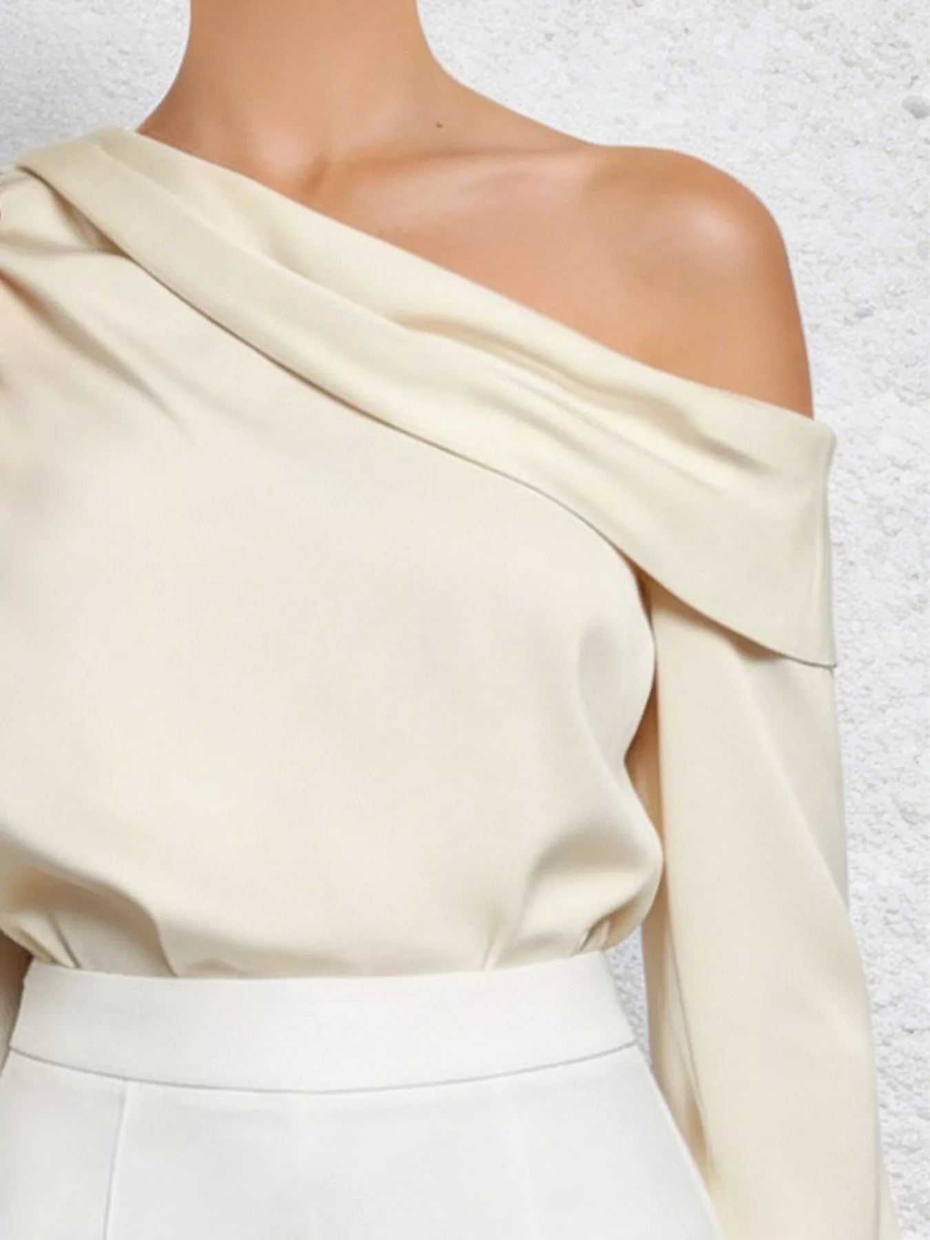 One-Shoulder Long Sleeve Blouse