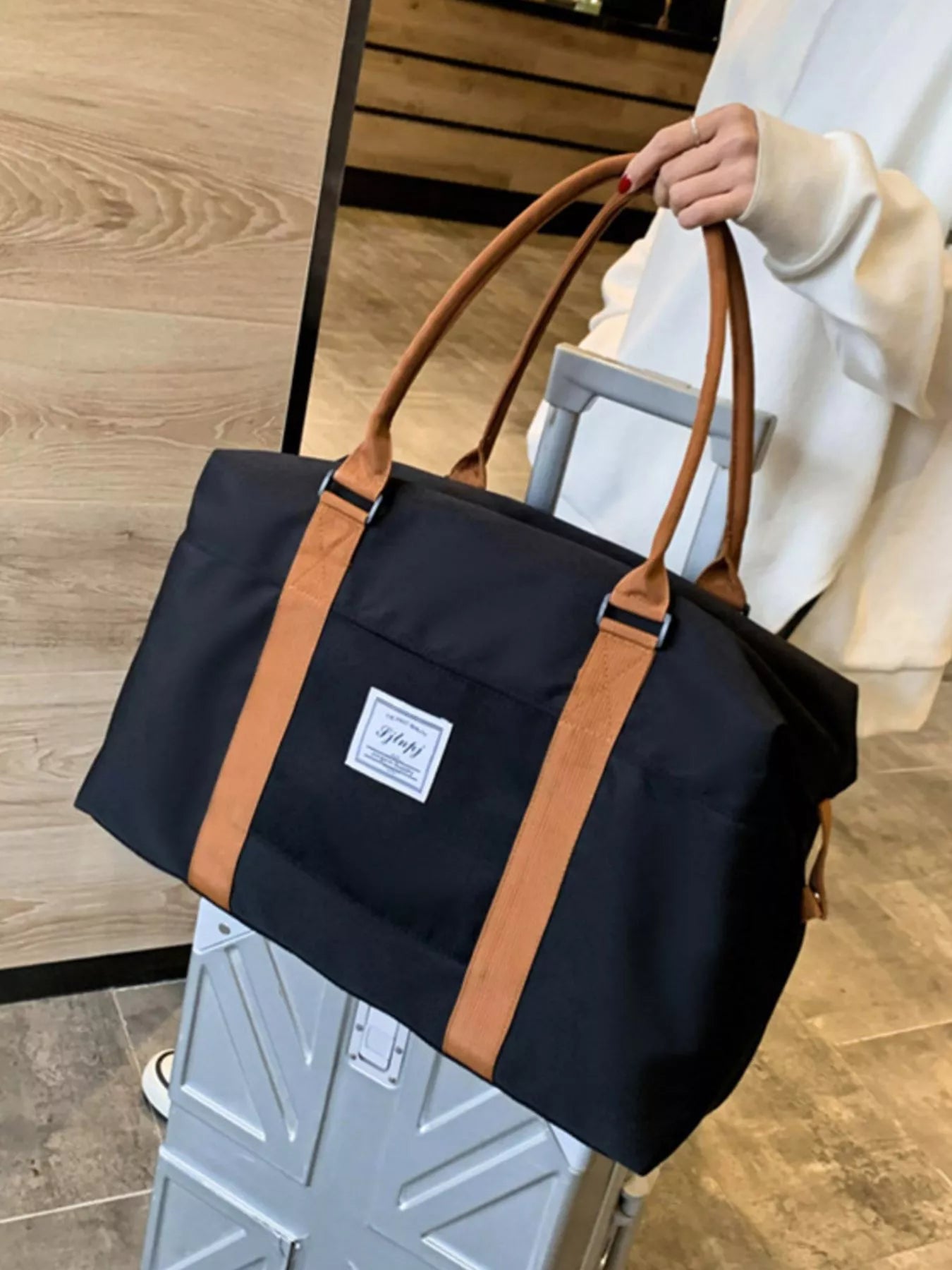 Contrast Straps Travel Bag
