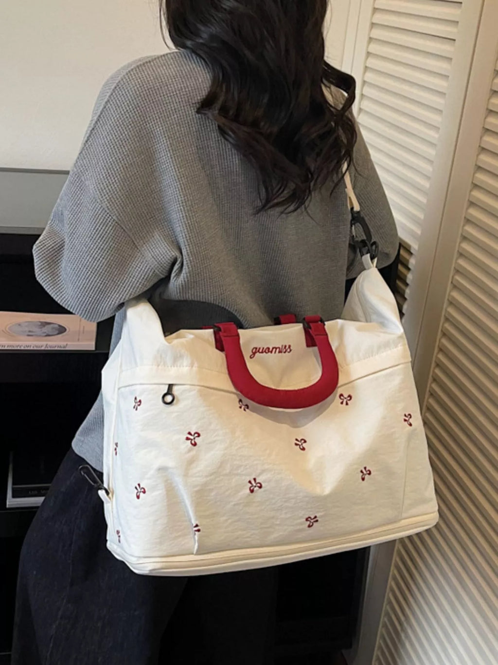 Bow Embroidered Travel Bag