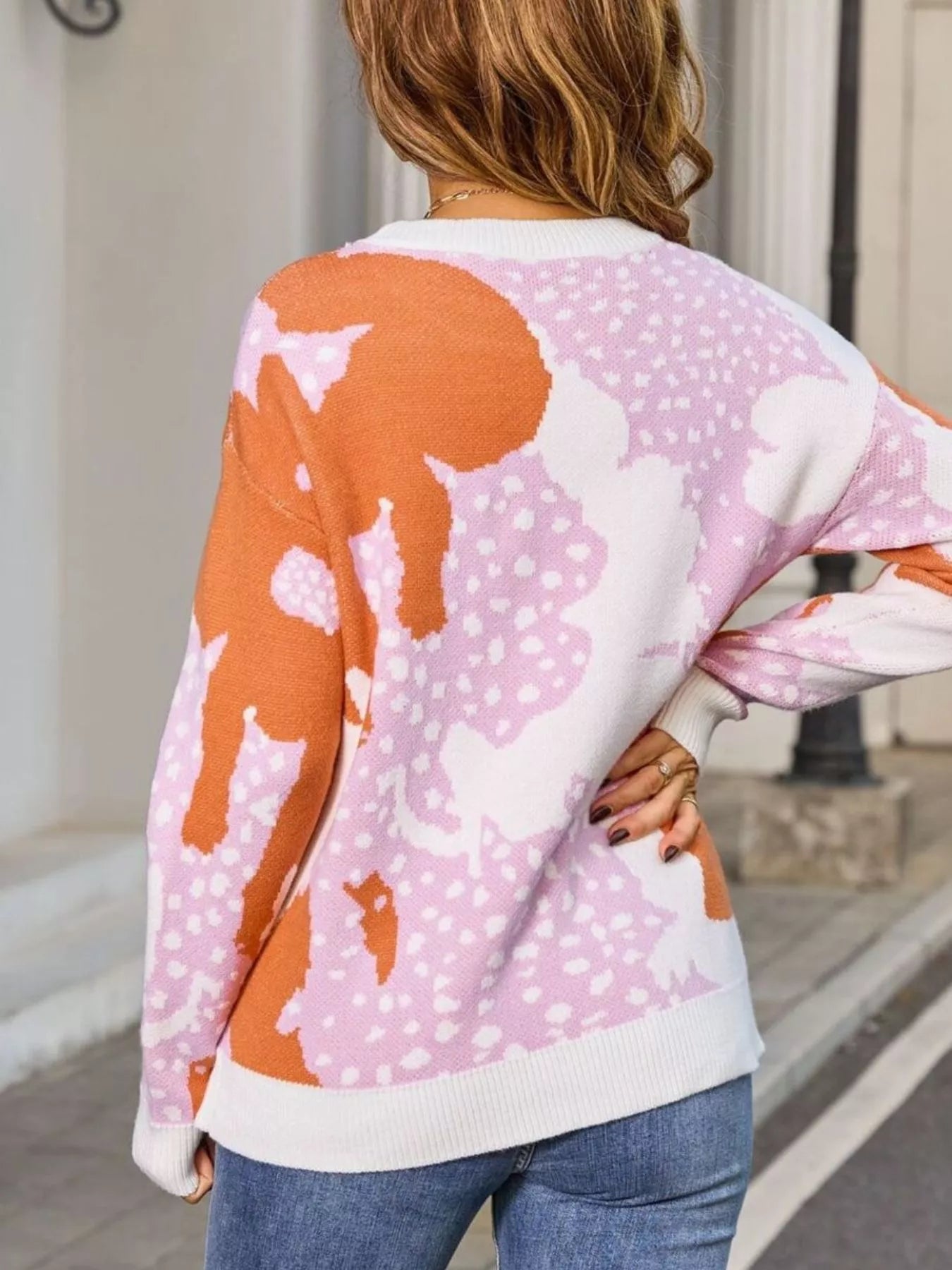 Abstract Pattern Round Neck Sweater