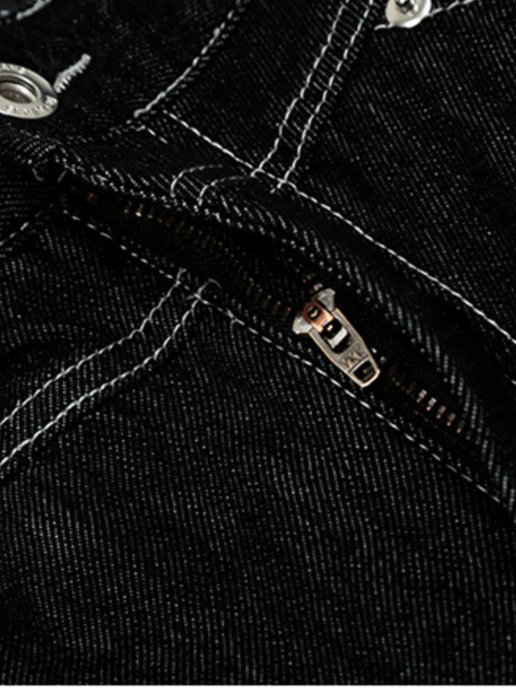 Men's Wide Leg Jeans with Contrast Stitching