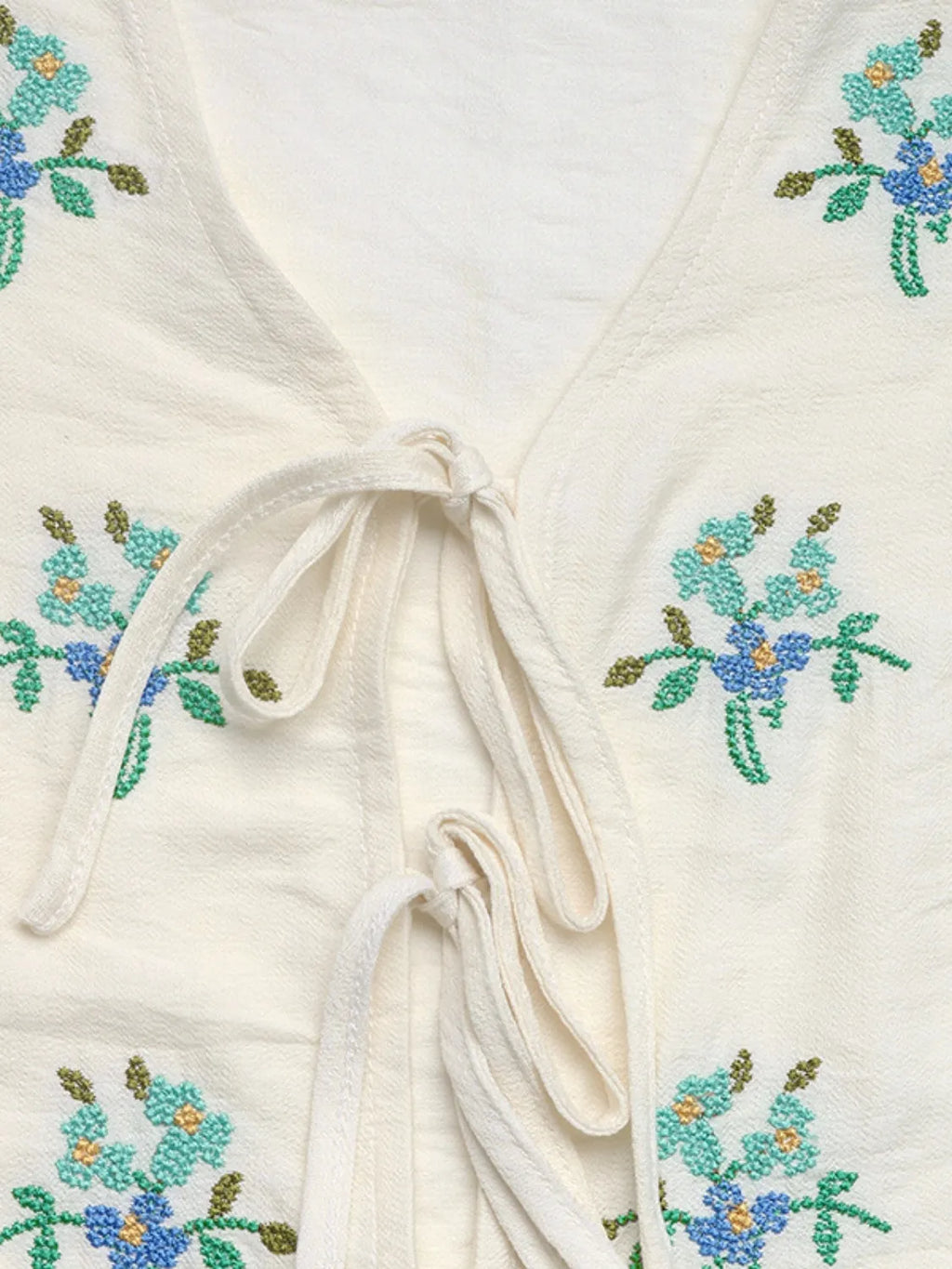 Embroidered V-Neck Short Sleeve Shirt