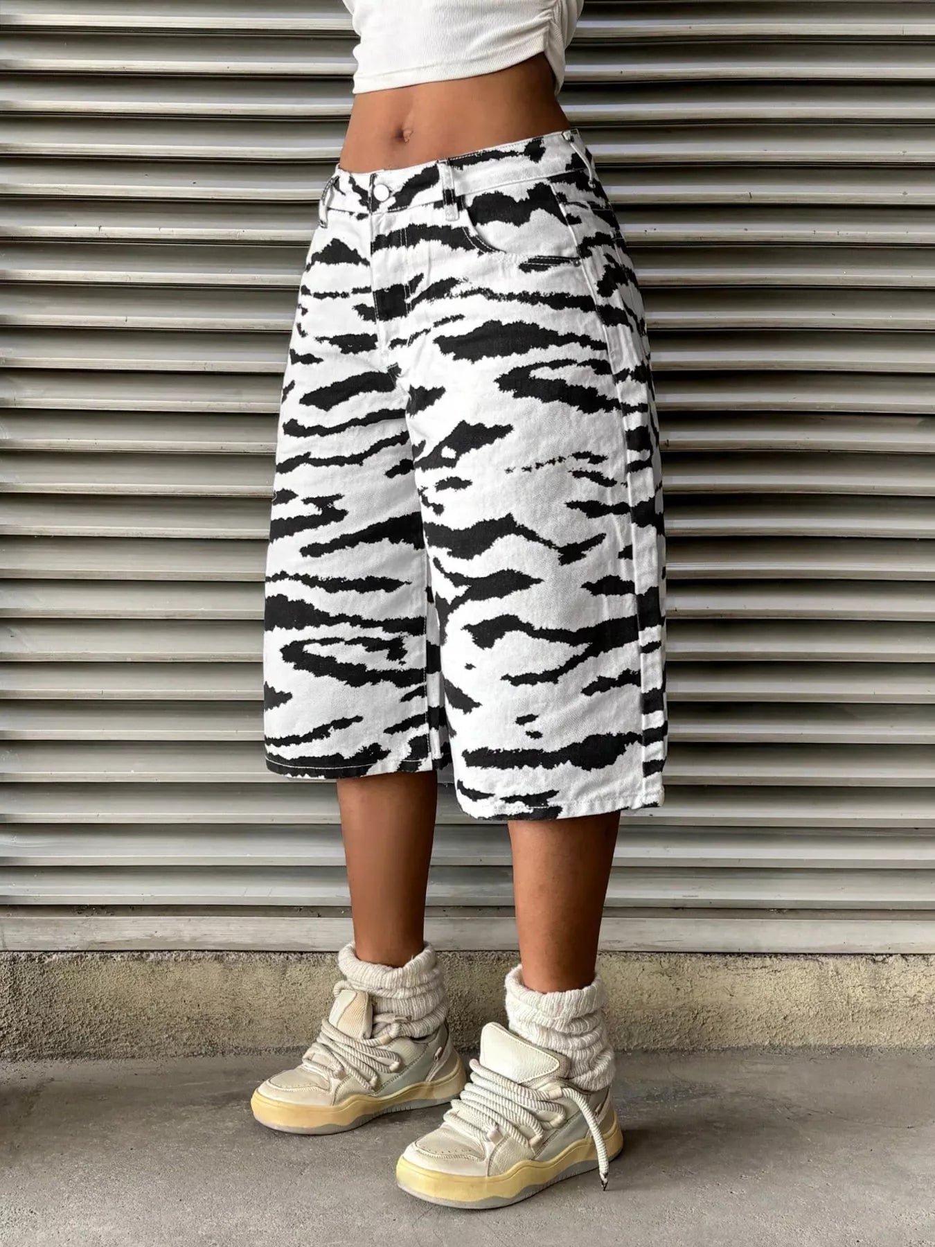 Zebra Print Wide Leg Denim Capris