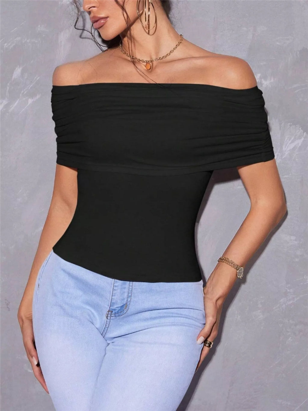Off Shoulder Ruched T-Shirt