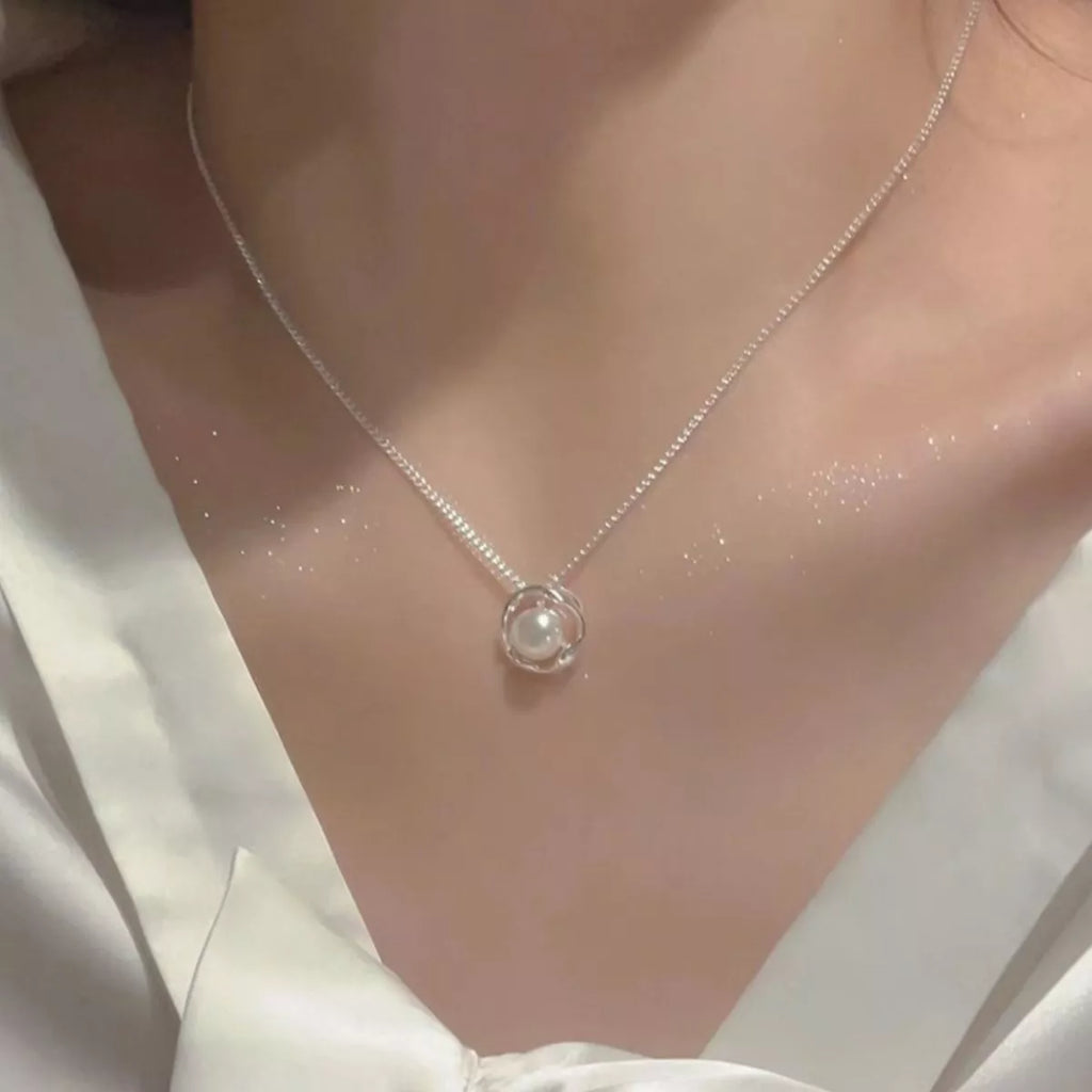 Pearl Pendant Necklace