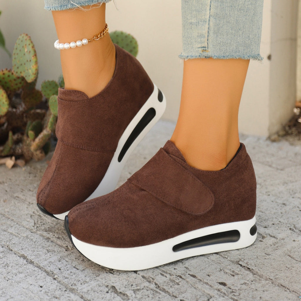 Round Toe Platform Sneakers