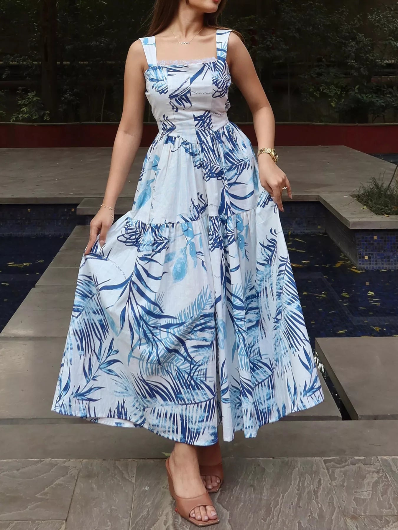 Tropical Print Tiered Maxi Dress