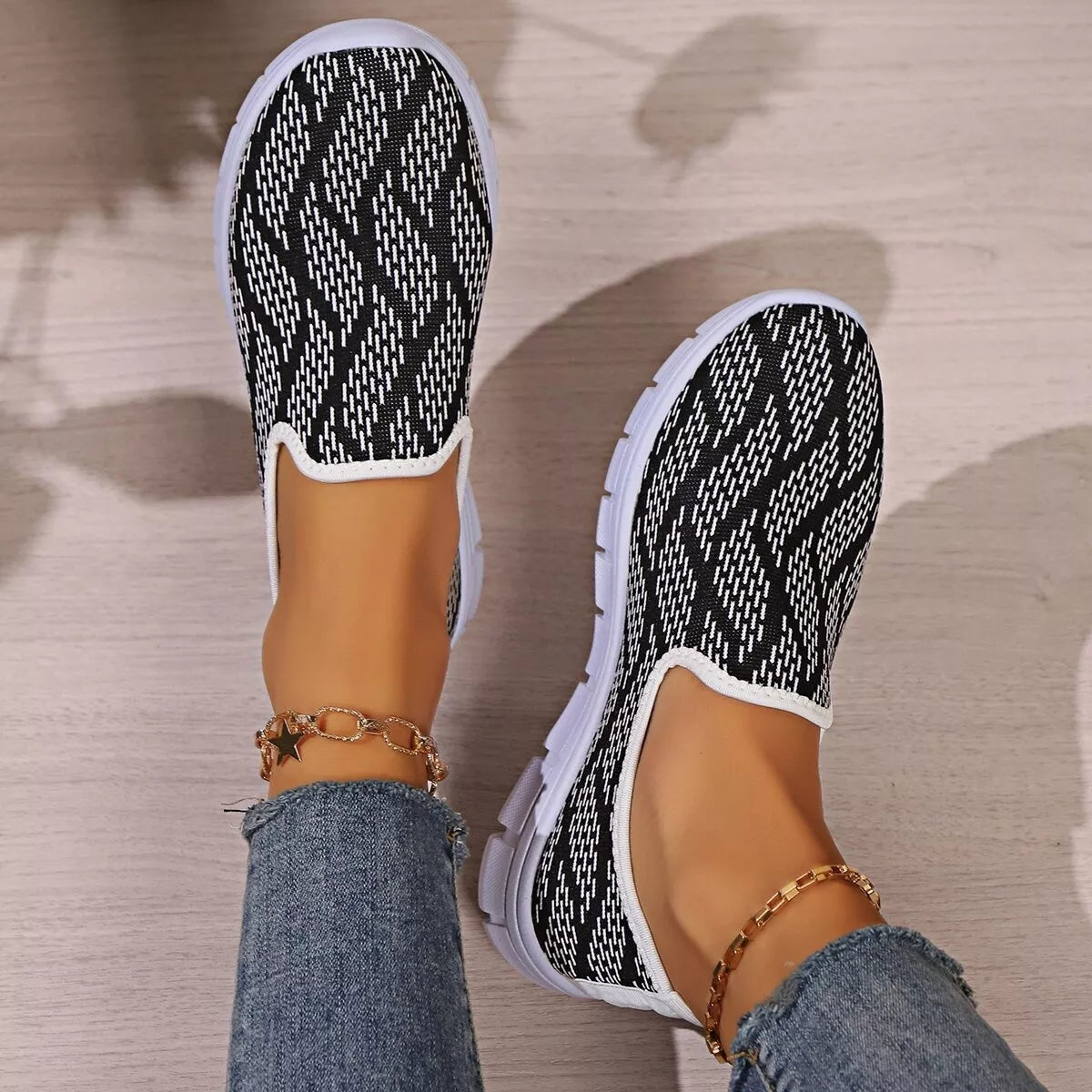 Breathable Mesh Round Toe Slip-Ons