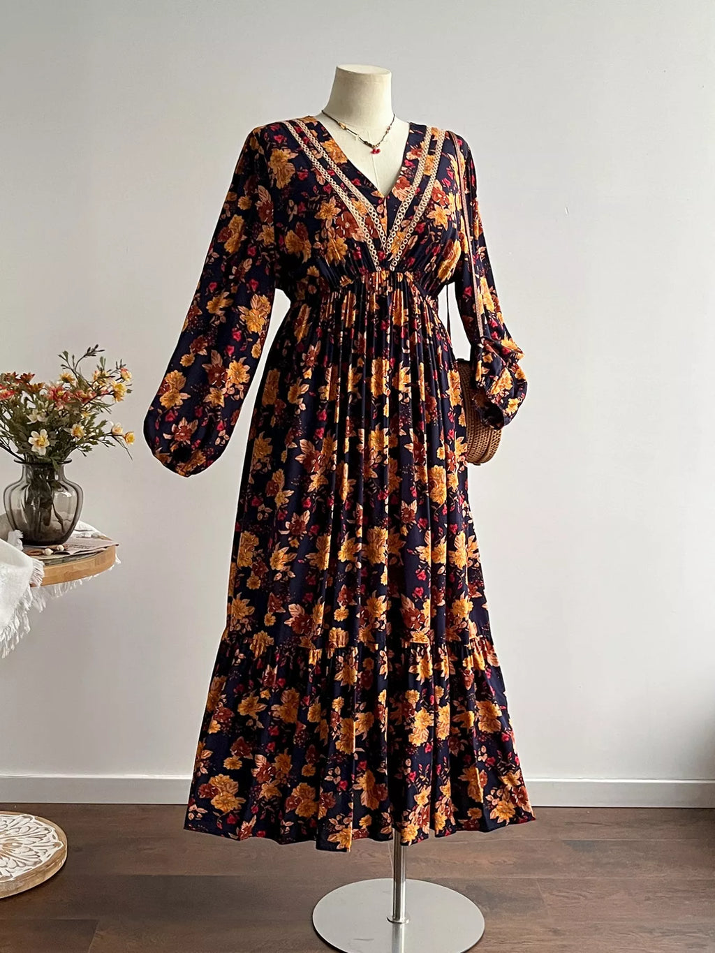 Plus Size Floral Print V-Neck Maxi Dress