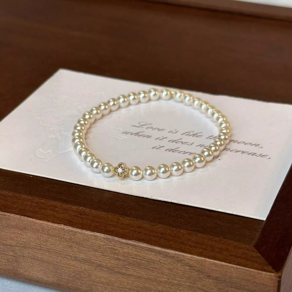 Floral Pearl Beaded Bracelet