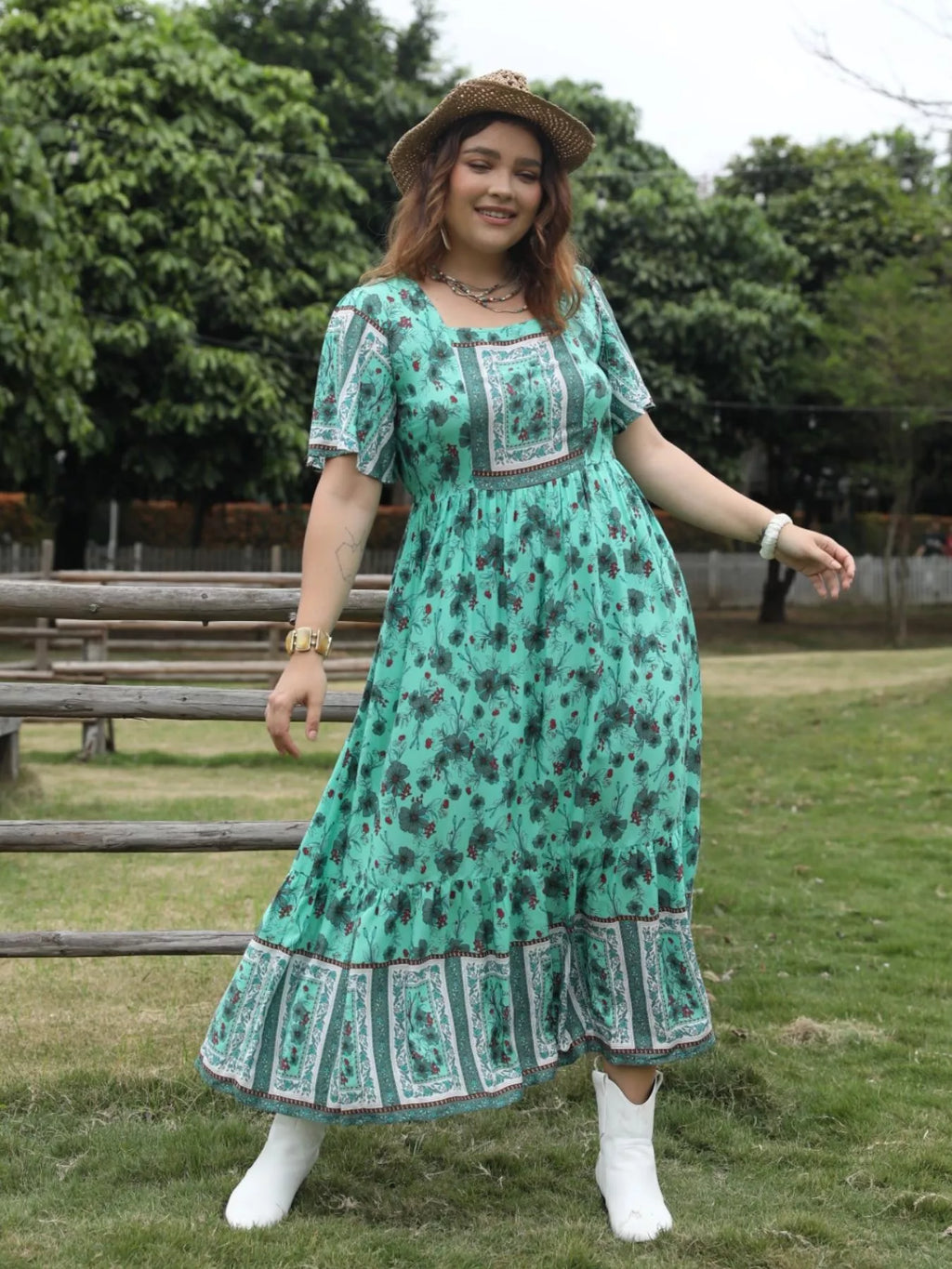 Plus Size Floral Print Square Neck Maxi Dress