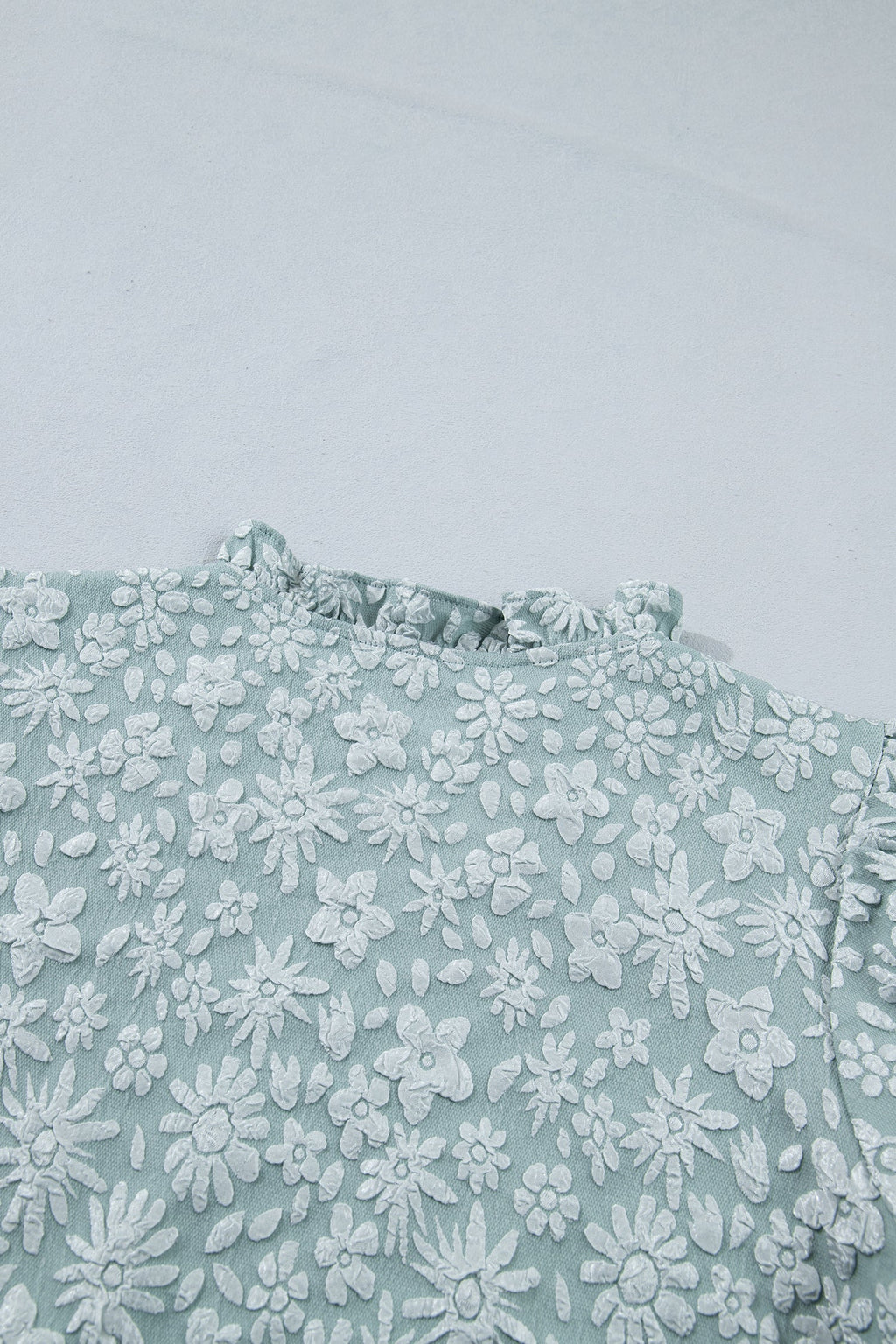 Floral Textured Jacquard Puff Sleeve Blouse
