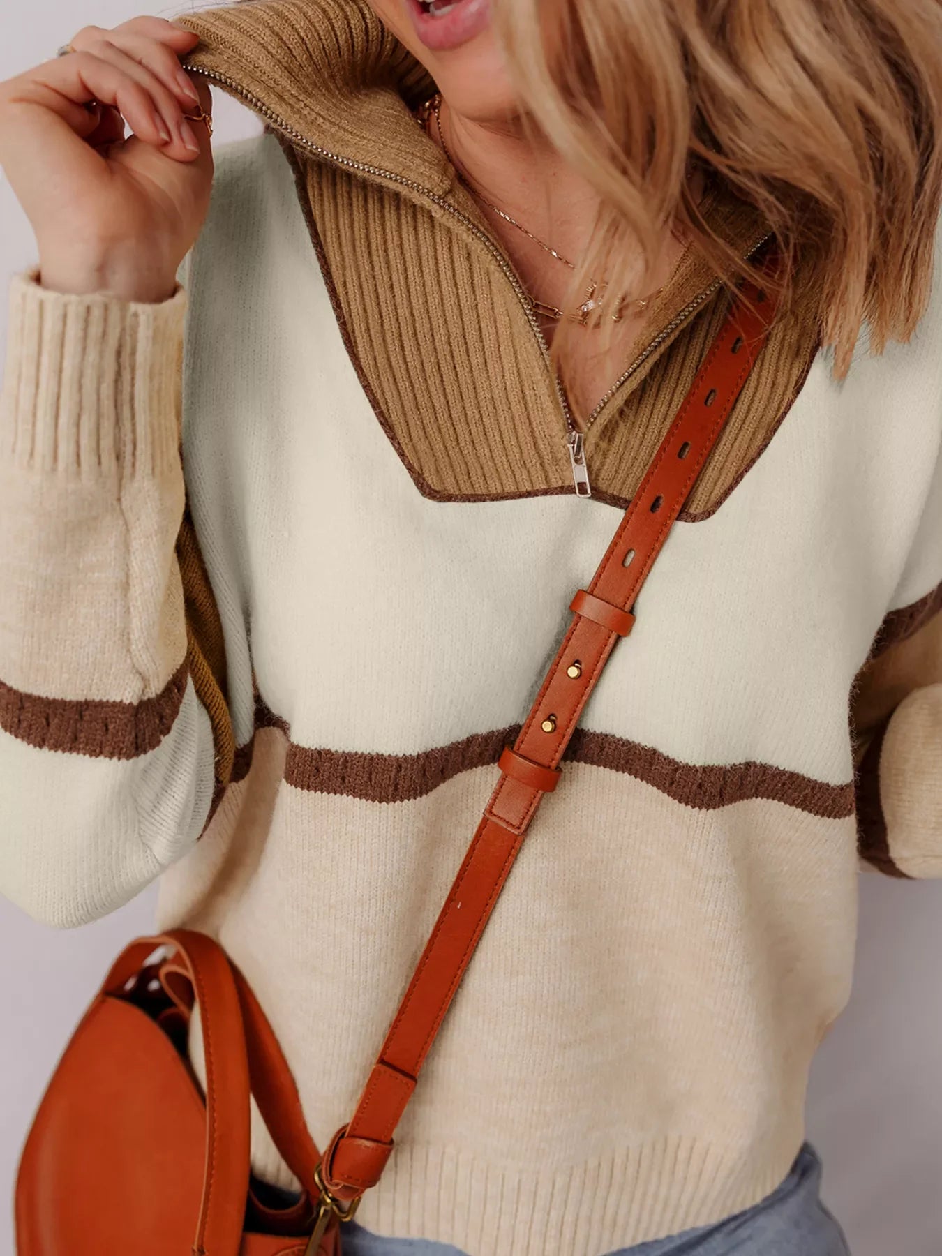 Color Block Zipped Collared Sweater