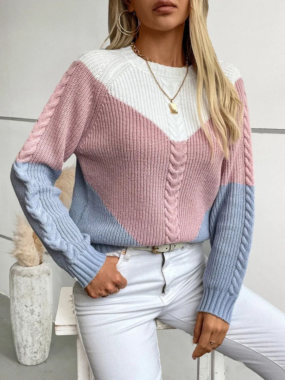 Color Block Round Neck Long Sleeve Sweater