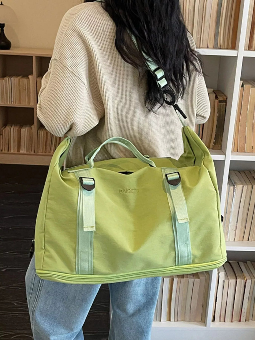 Lightweight Nylon Travel Bag