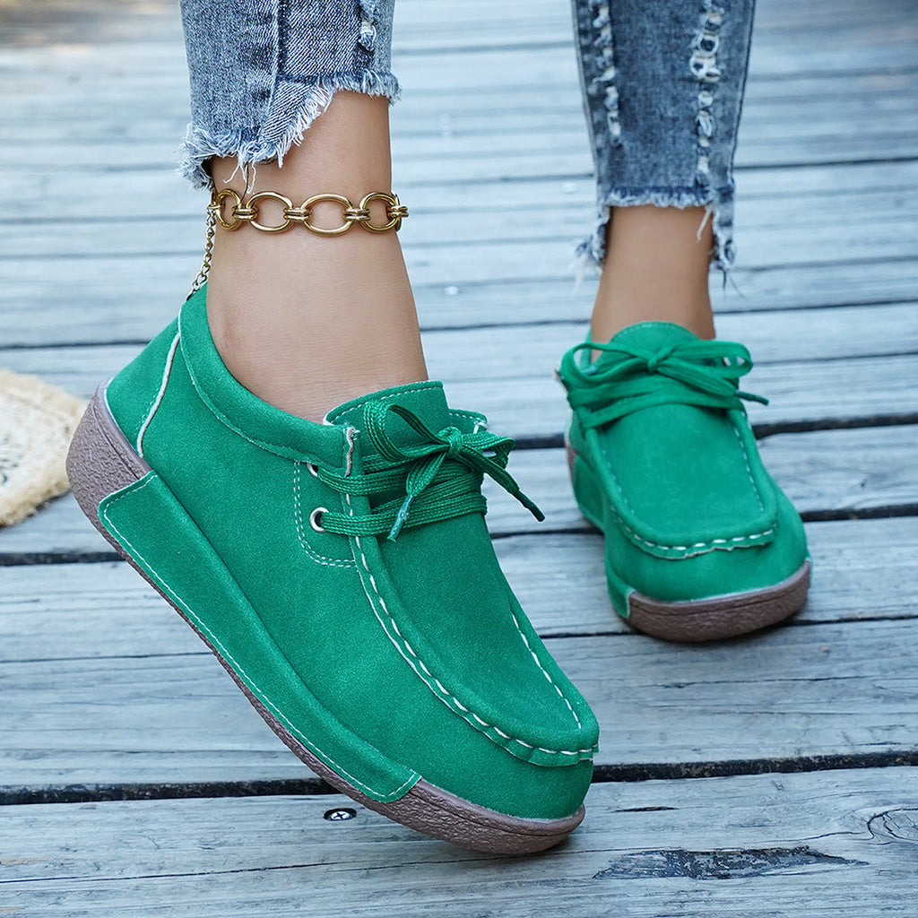 Lace Up Round Toe Sneakers