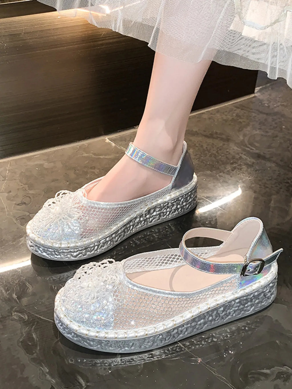 Flower Round Toe Platform Slip-Ons