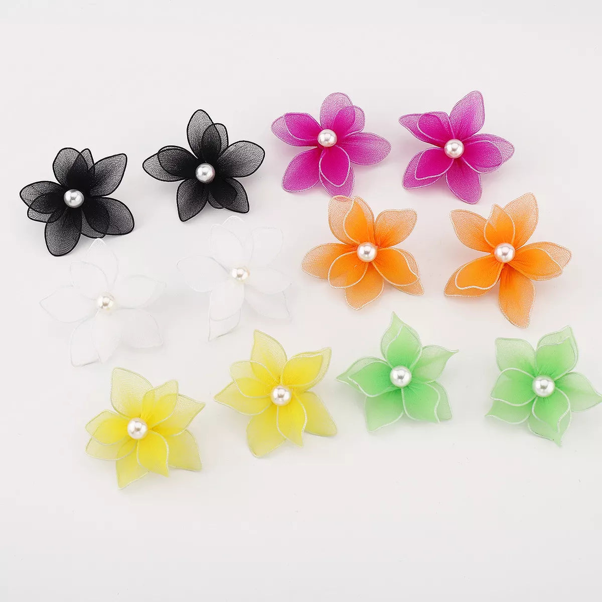 Flower Pearl Stud Earrings